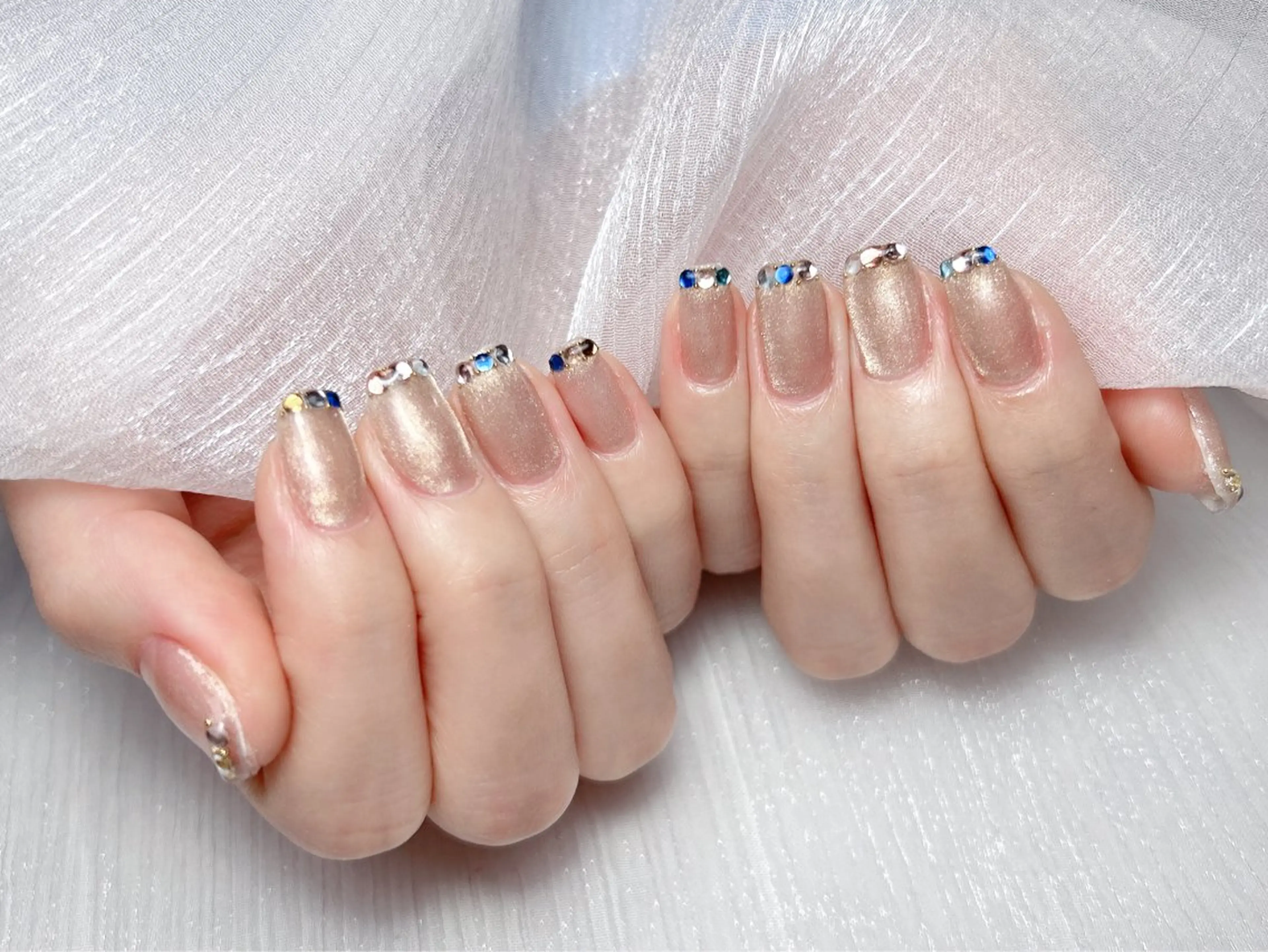 ネイル ハンドネイル オーラ ネイルサロンのネイルデザイン