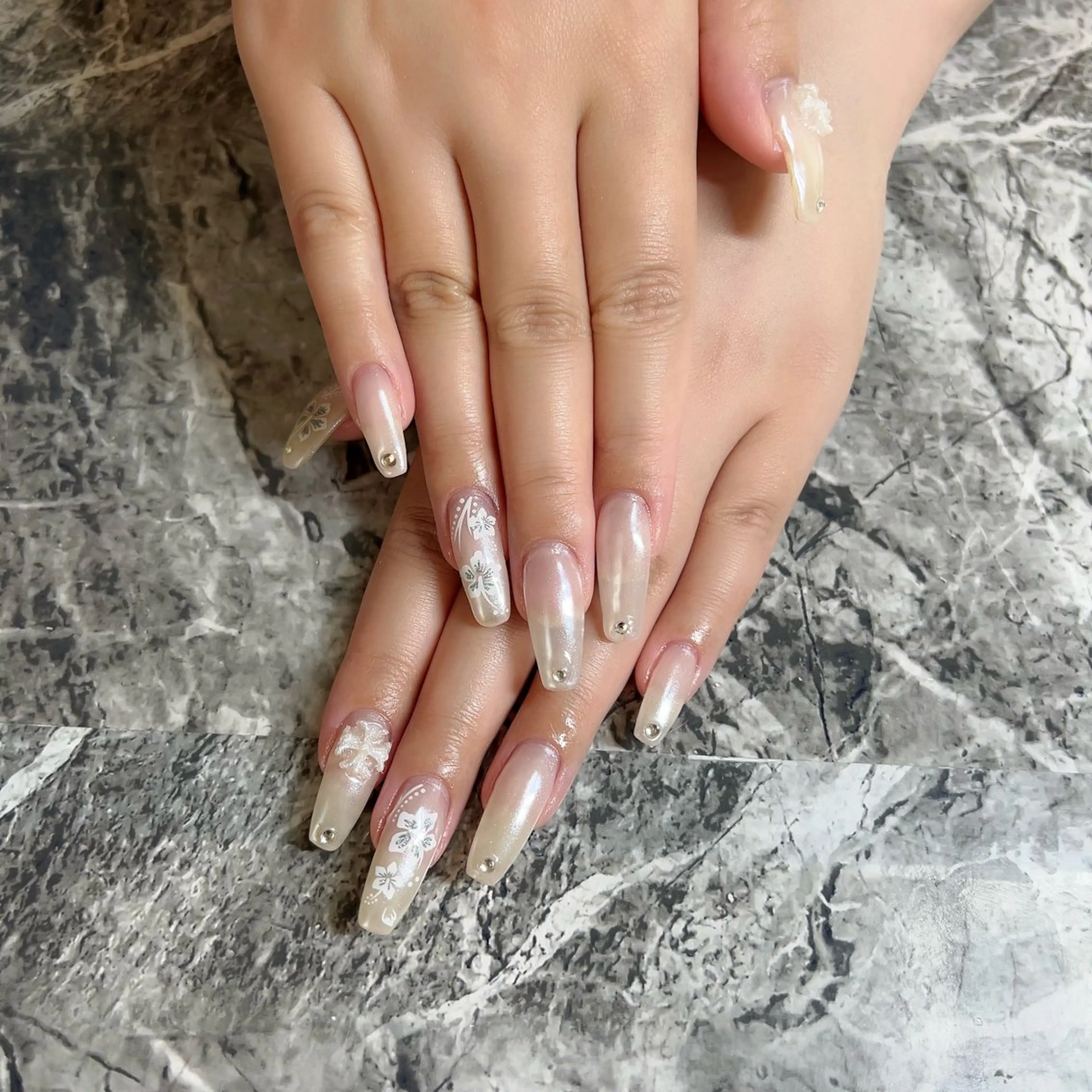 ネイル 【Laule‘a 】のネイルデザイン