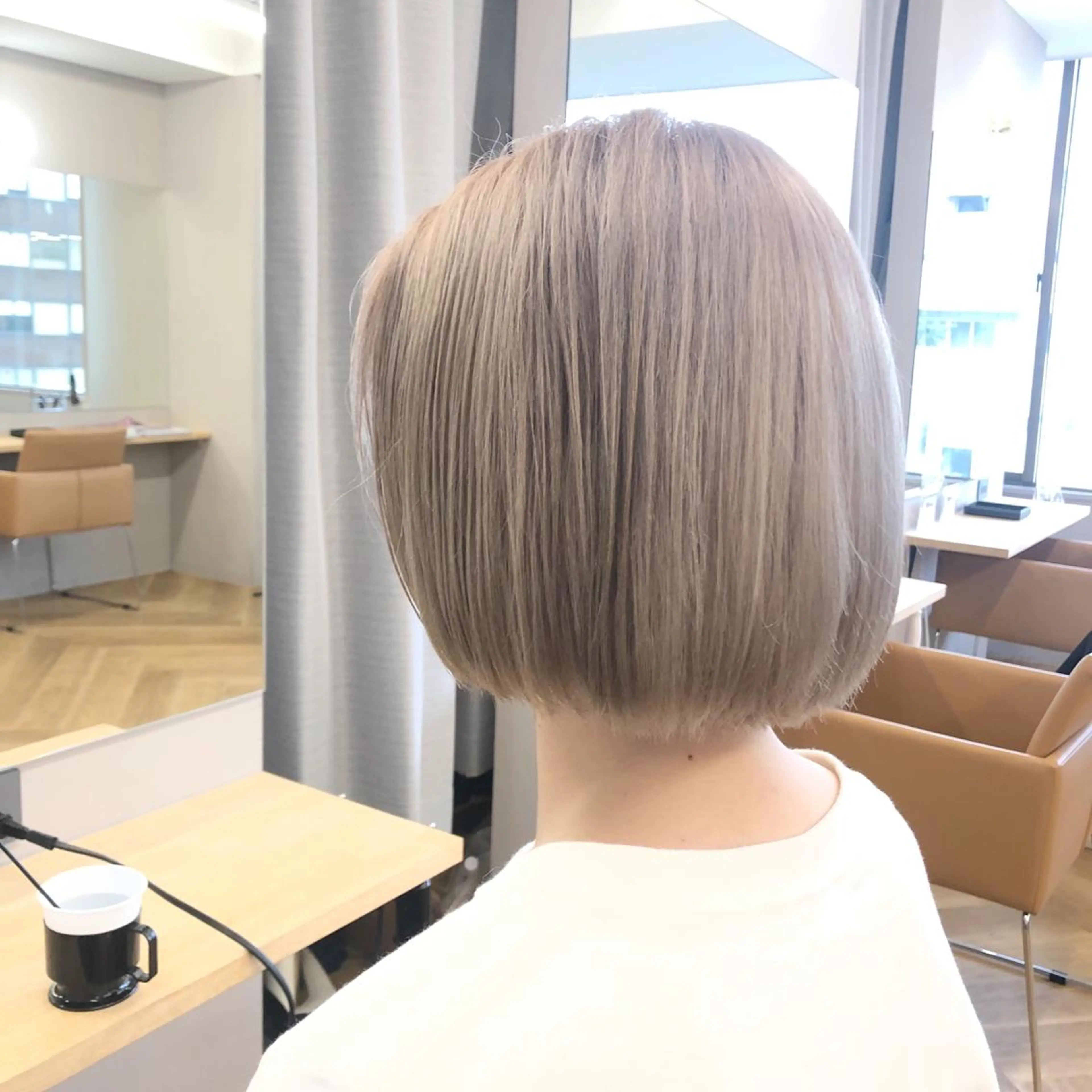 ショート ヘアカラー トリートメント 関 京磨のヘアスタイル