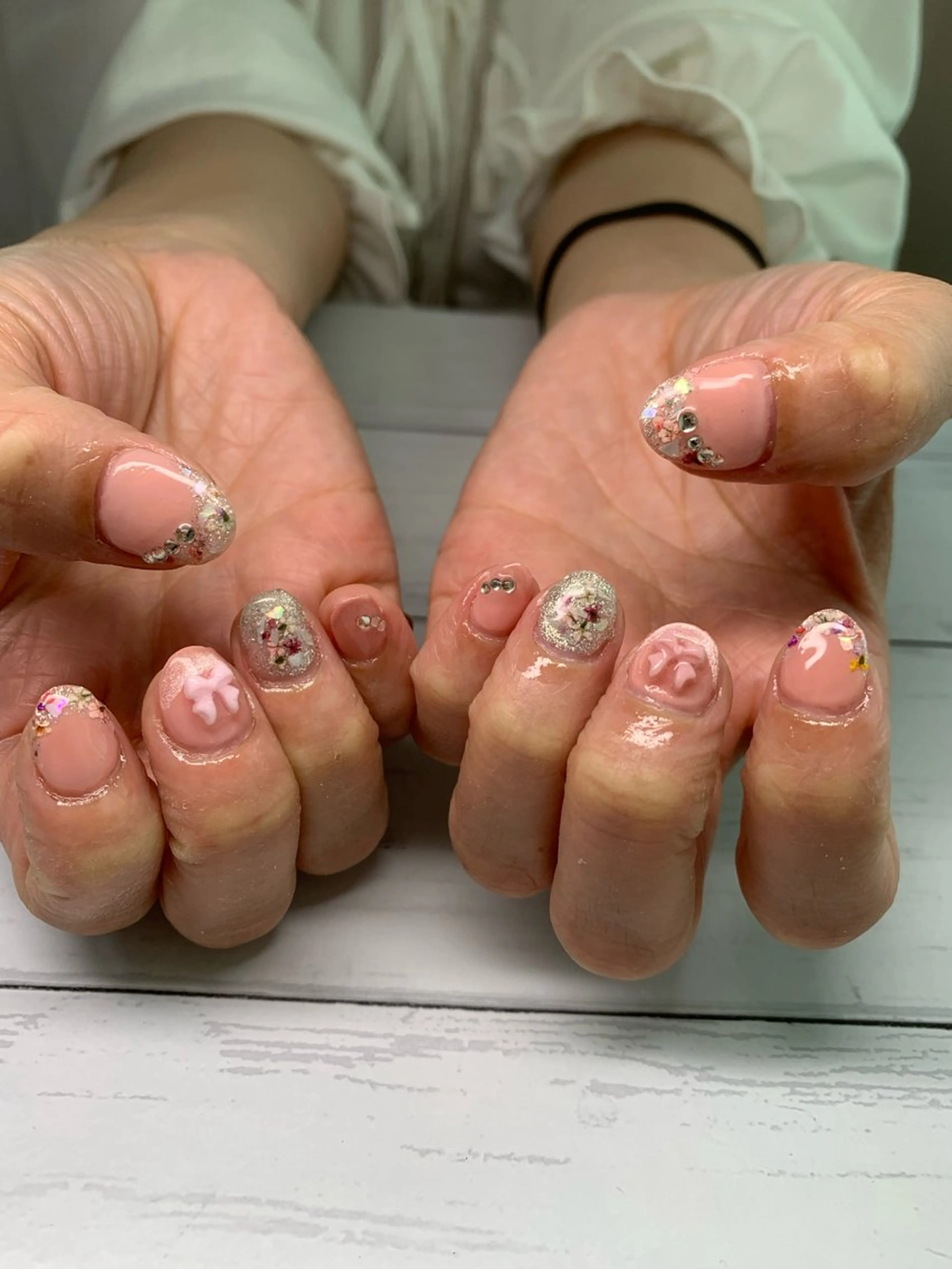 ネイル 持ち込み mana_momo_nail所属・百谷 このみのネイルデザイン