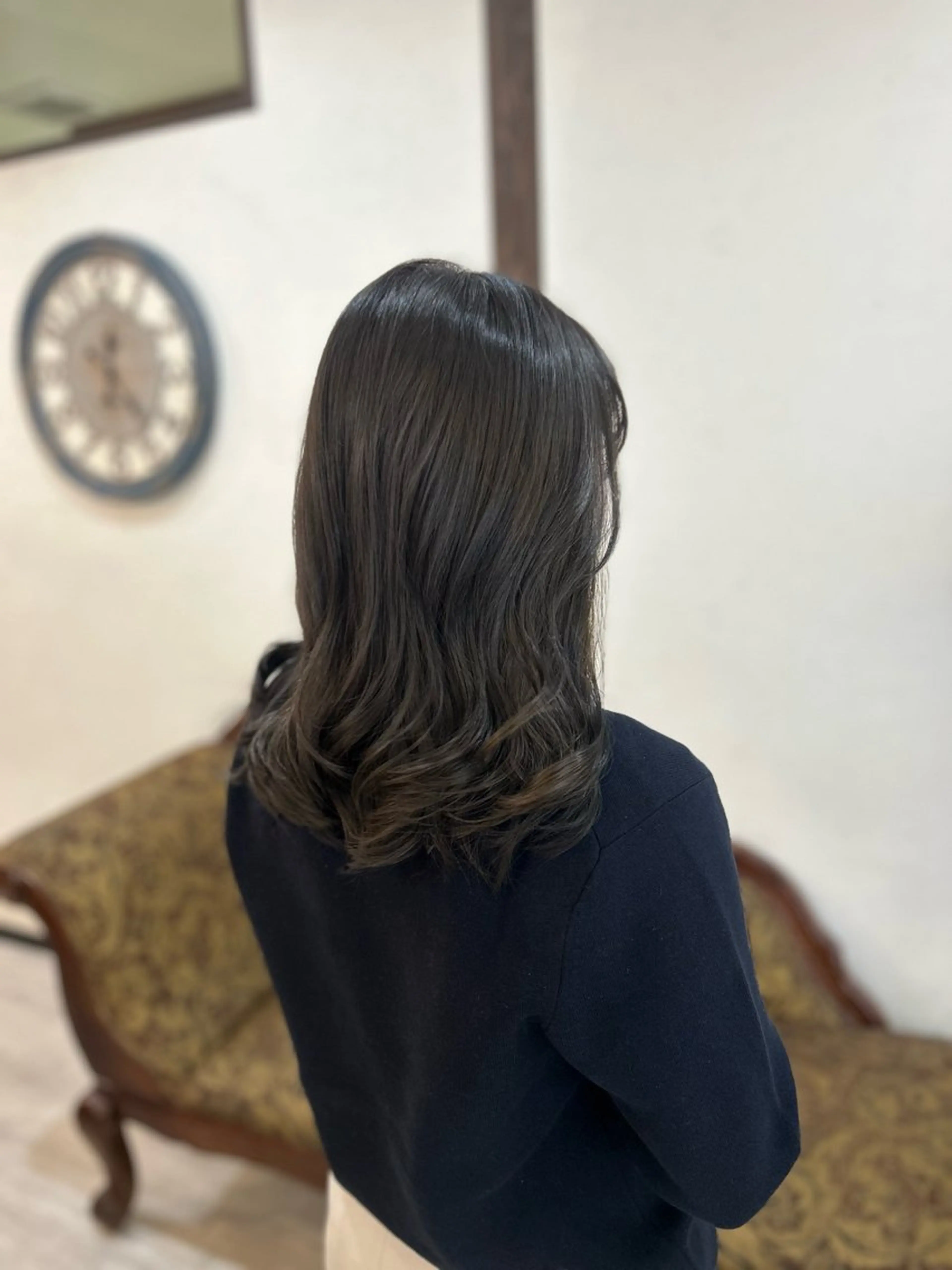 ミディアム カラー 赤星 さえのヘアスタイル