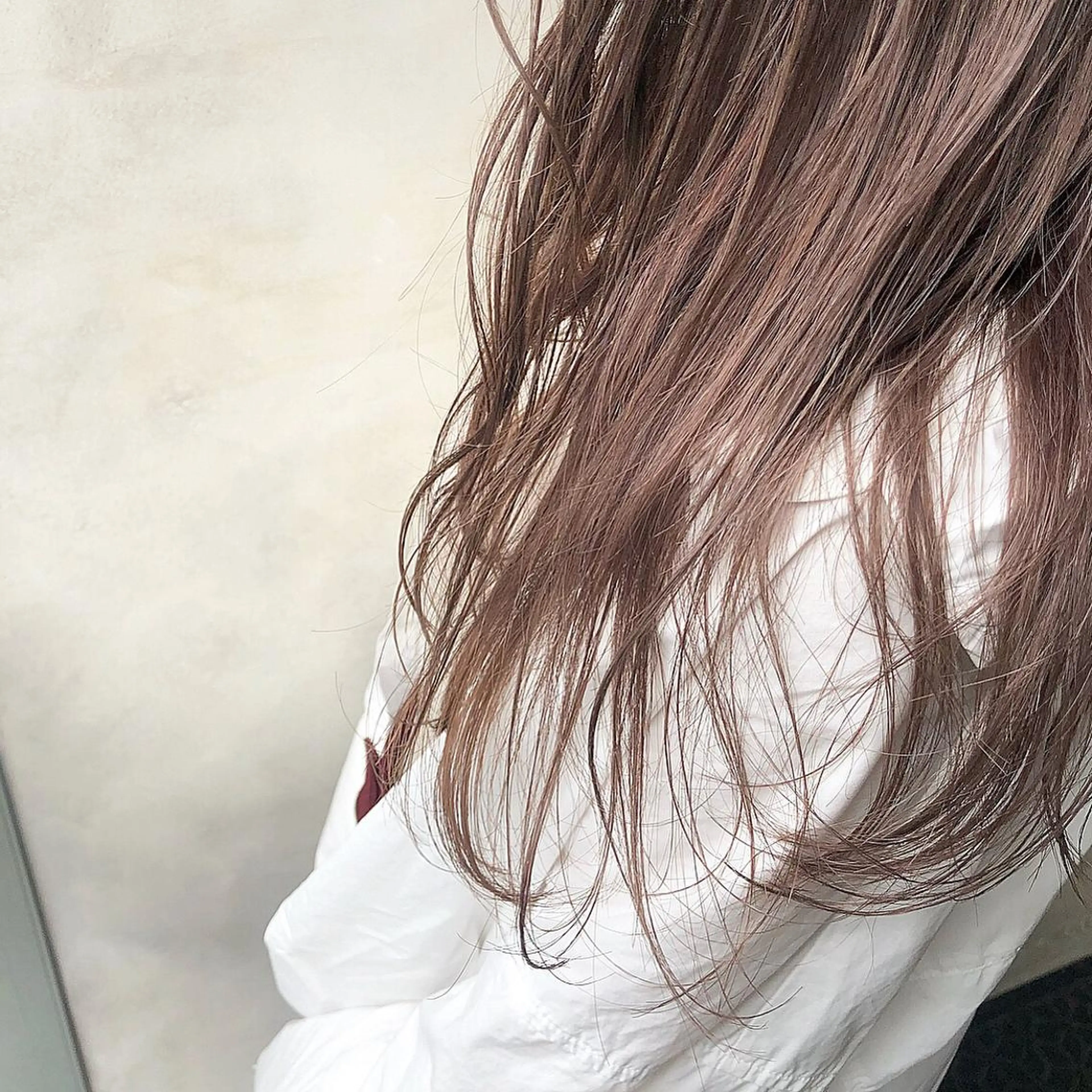 セミロング カラー 圧倒的透明感カラー nana🦕のヘアスタイル