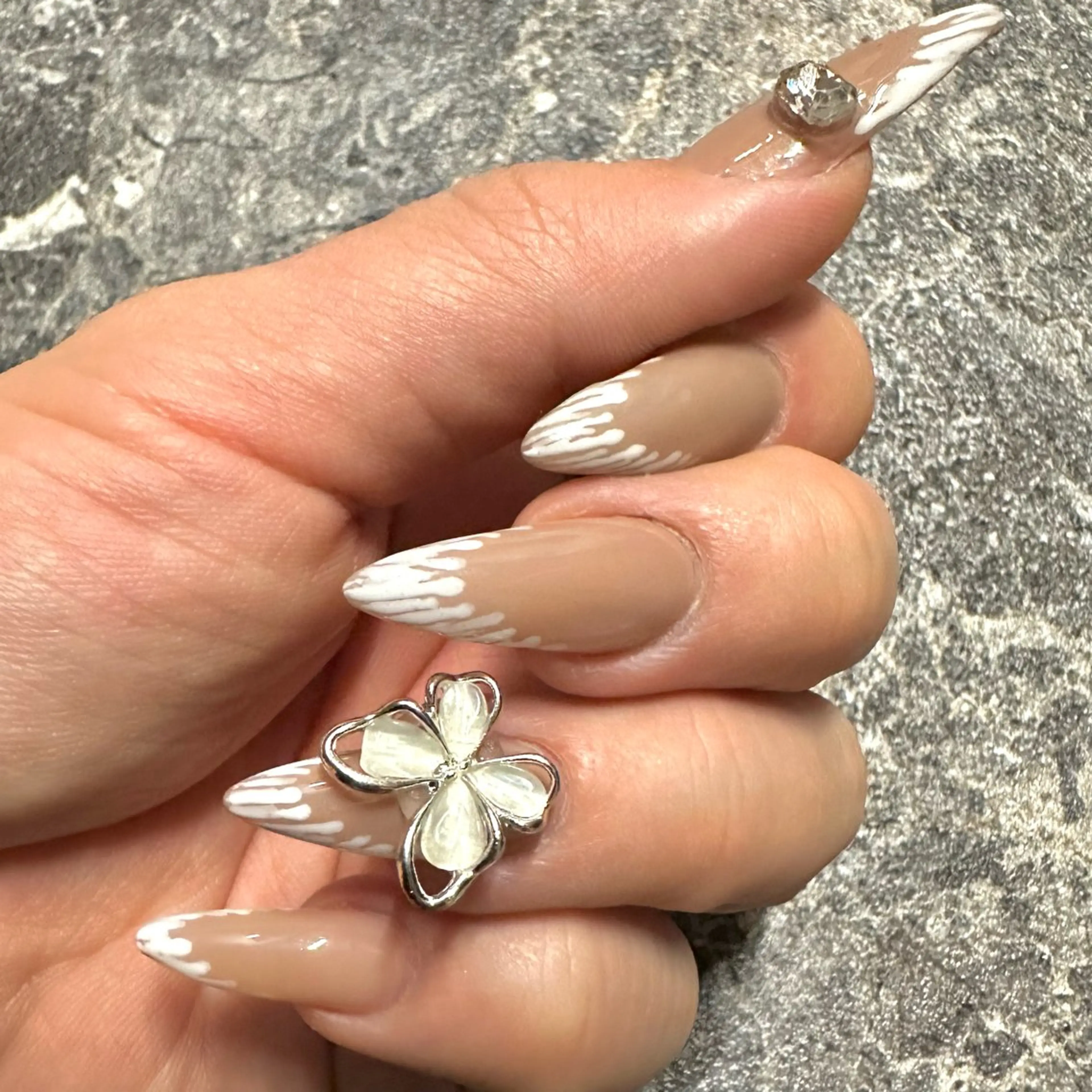 ネイル フレンチネイル ニュアンスネイル nail salon 凪のネイルデザイン