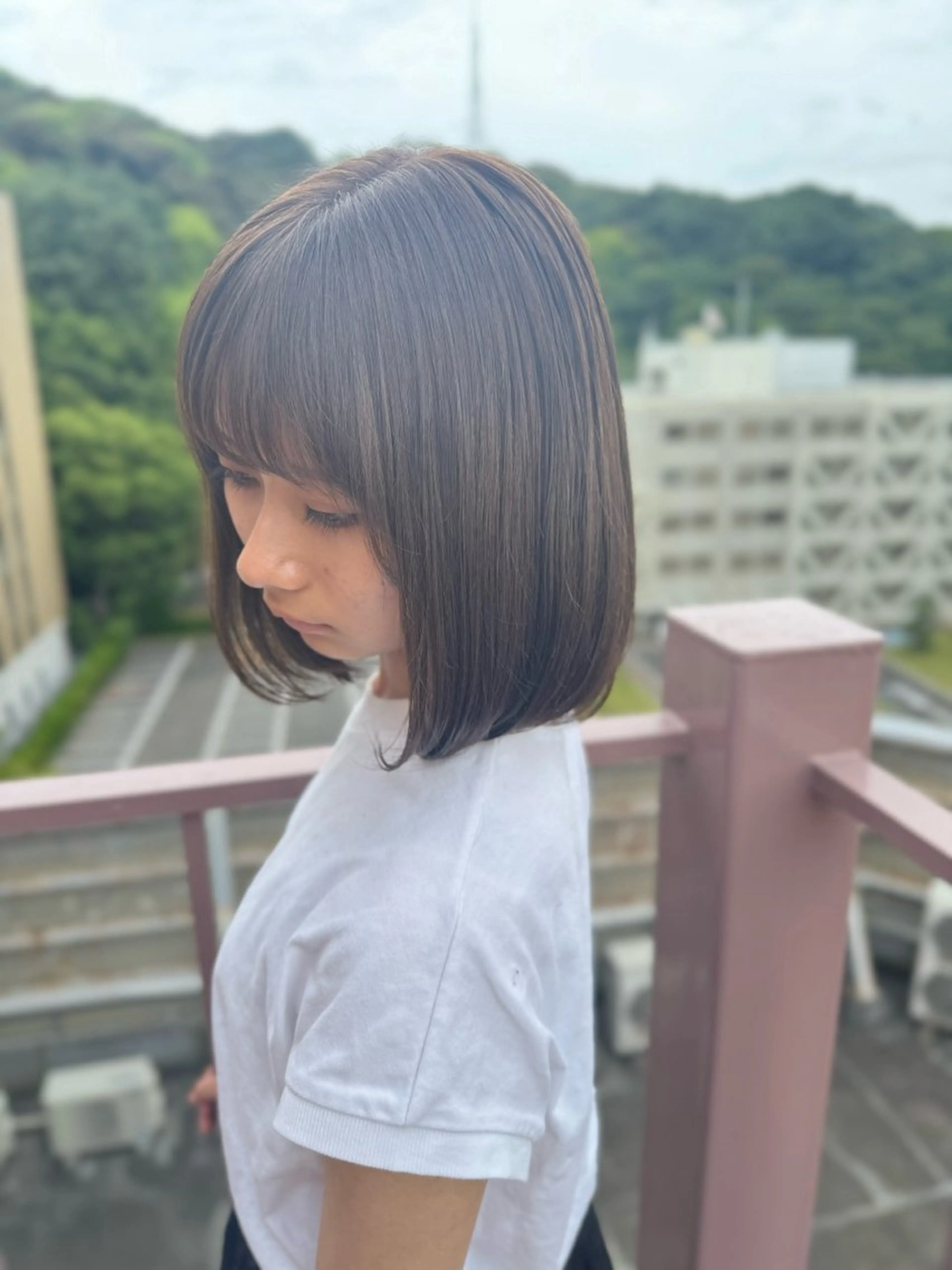 ミディアム カラー ブルーカラー ブルージュ カット ヘアカラー Viage （ビアージュ）のヘアスタイル