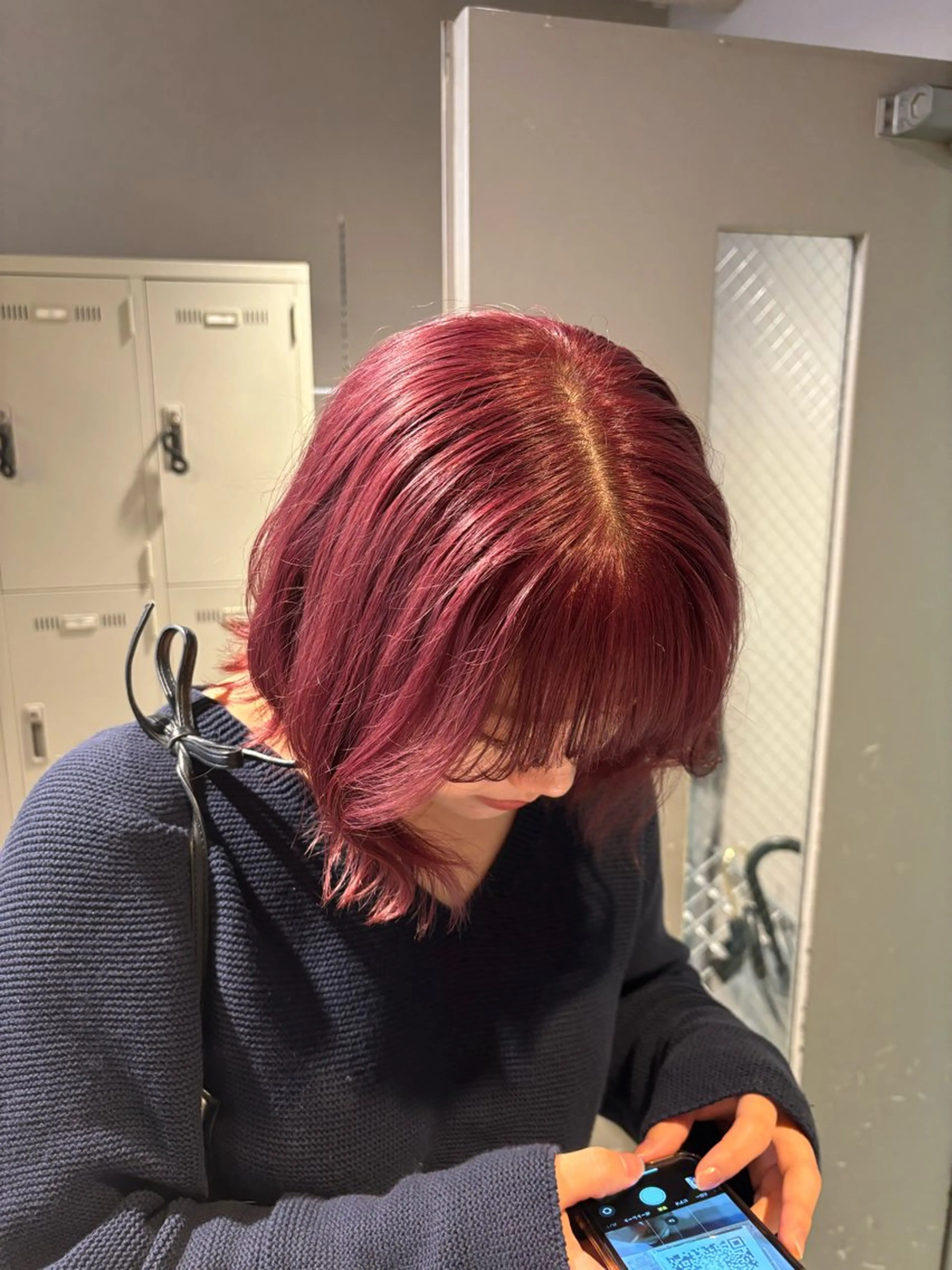 ミディアム カラー カシス ピンクカラー レッドカラー カット ヘアカラー トリートメント ヘッドスパ ヘアセット 表参道ハッシュカット レイヤー/リノンのヘアスタイル