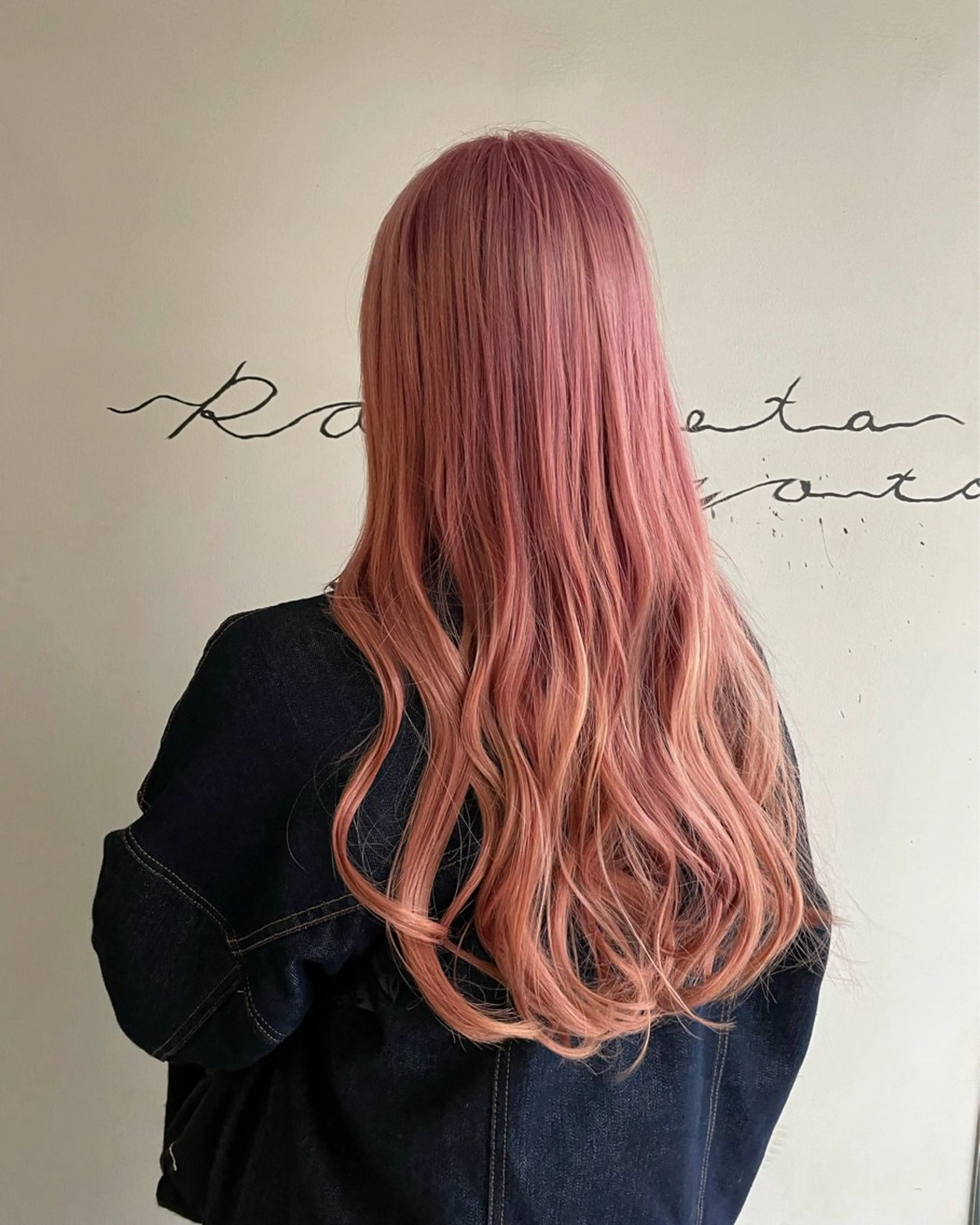 ロング カラー ROCAReTA FOR HAIR 千本丸太町店所属・なかがきはな/ボブ/ レイヤー/パーマのヘアスタイル