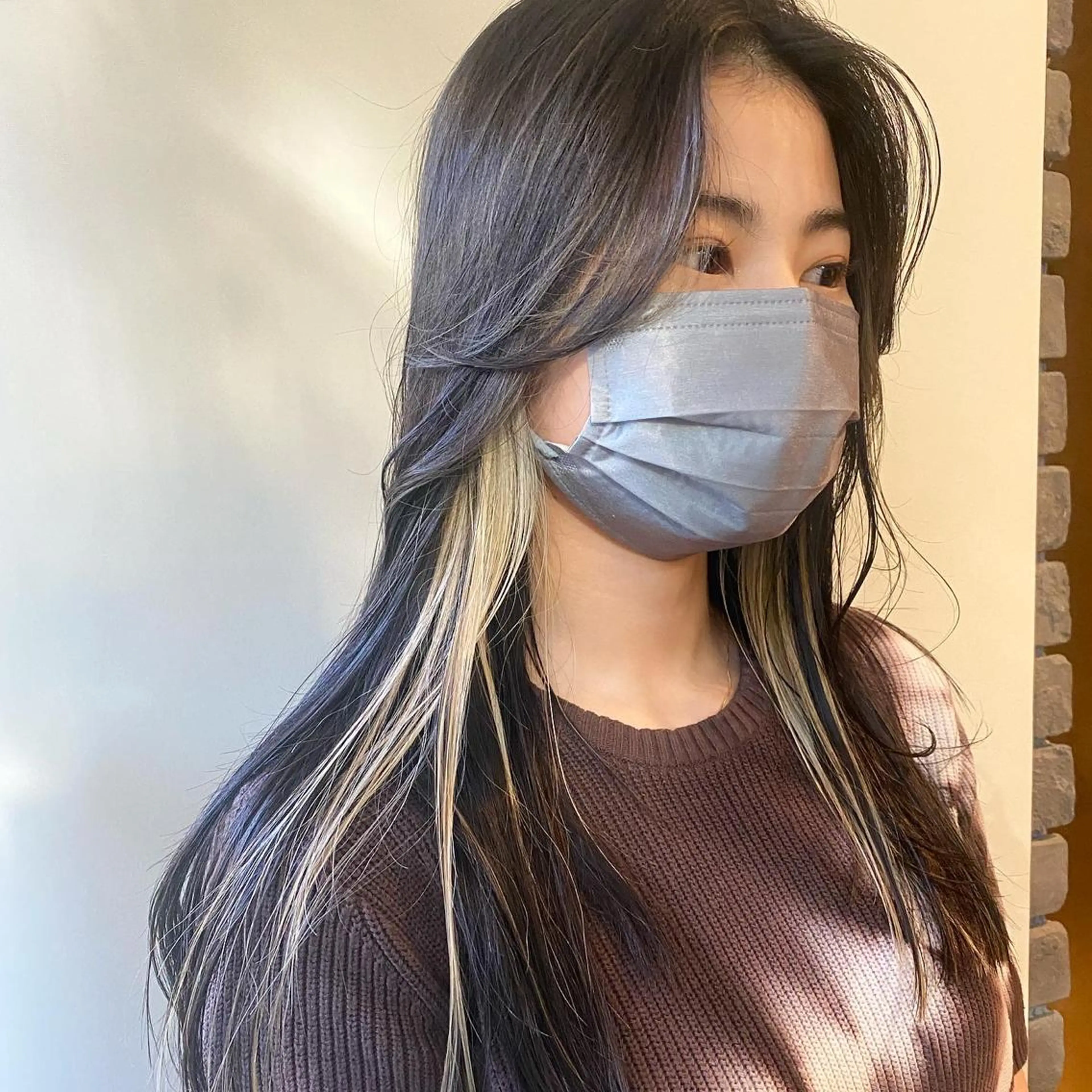 ミディアム カラー ヘアアレンジ ベージュカラー ブリーチ 抜きっぱなしブロンド ホワイトベージュ GIVET (ジヴェ)所属・撮影モデル募集 🦋soemikaのヘアスタイル