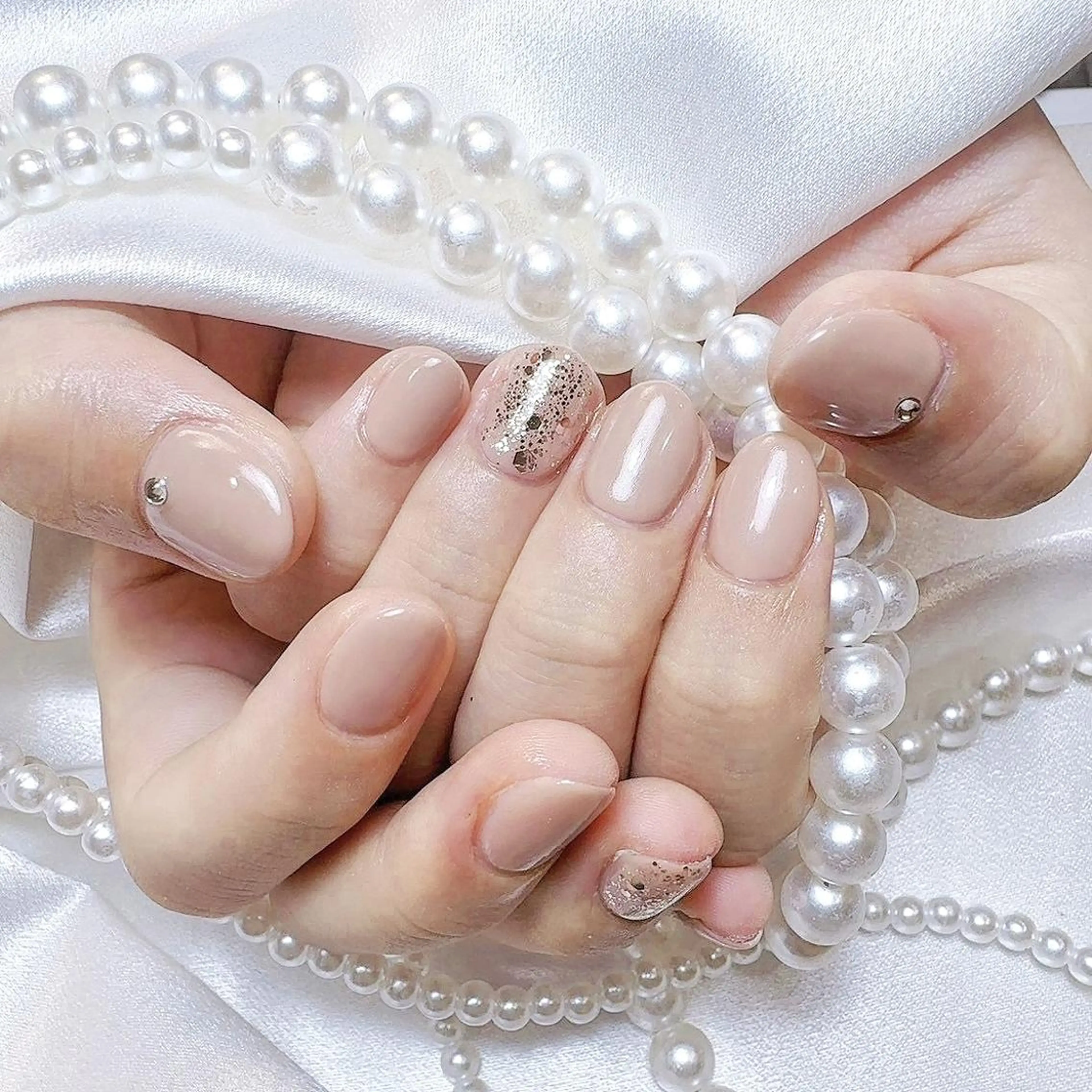 ネイル RAFFINE 月🦋🩵のネイルデザイン