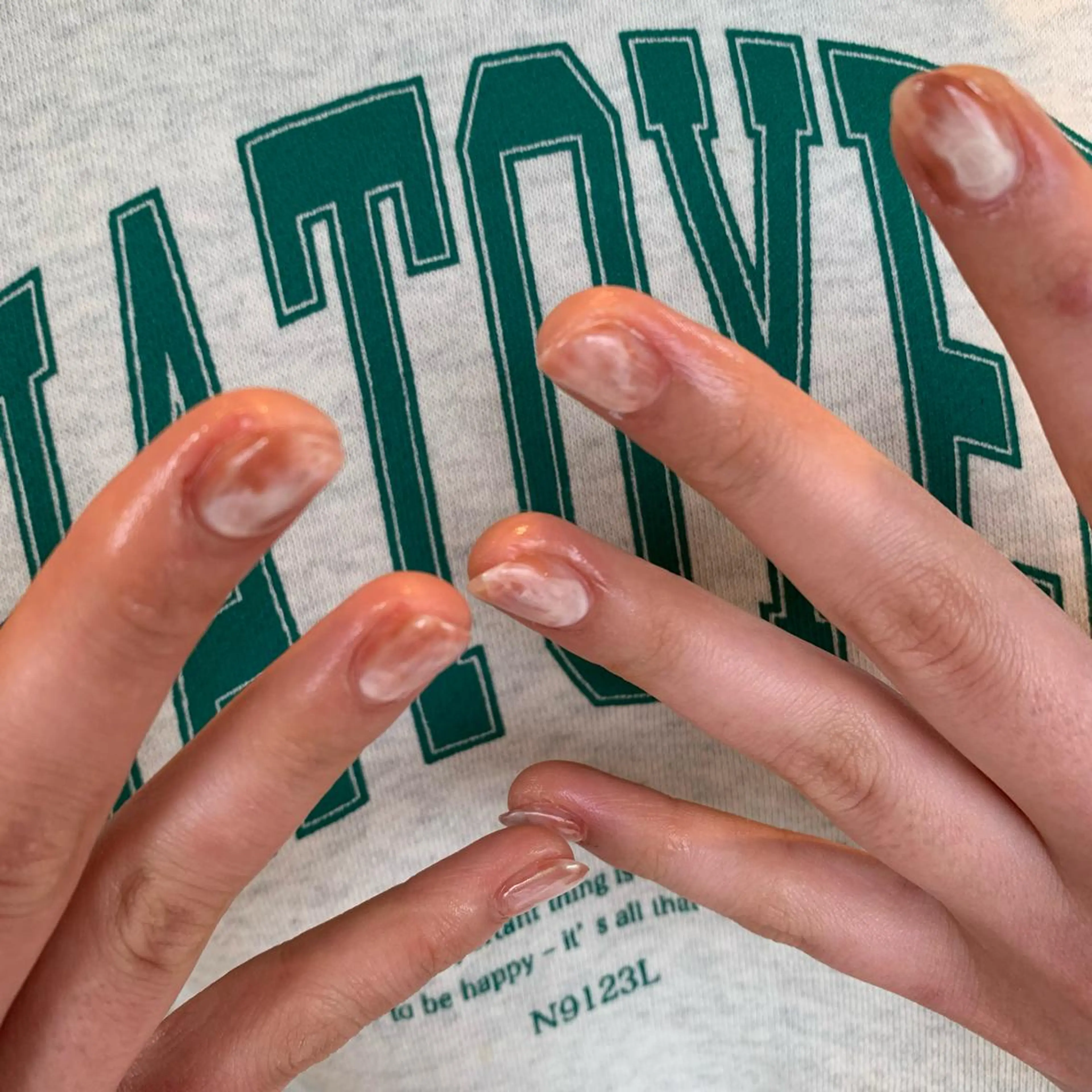 ネイル ブラウン ピンク ハンドネイル 佐藤 穂乃香のネイルデザイン