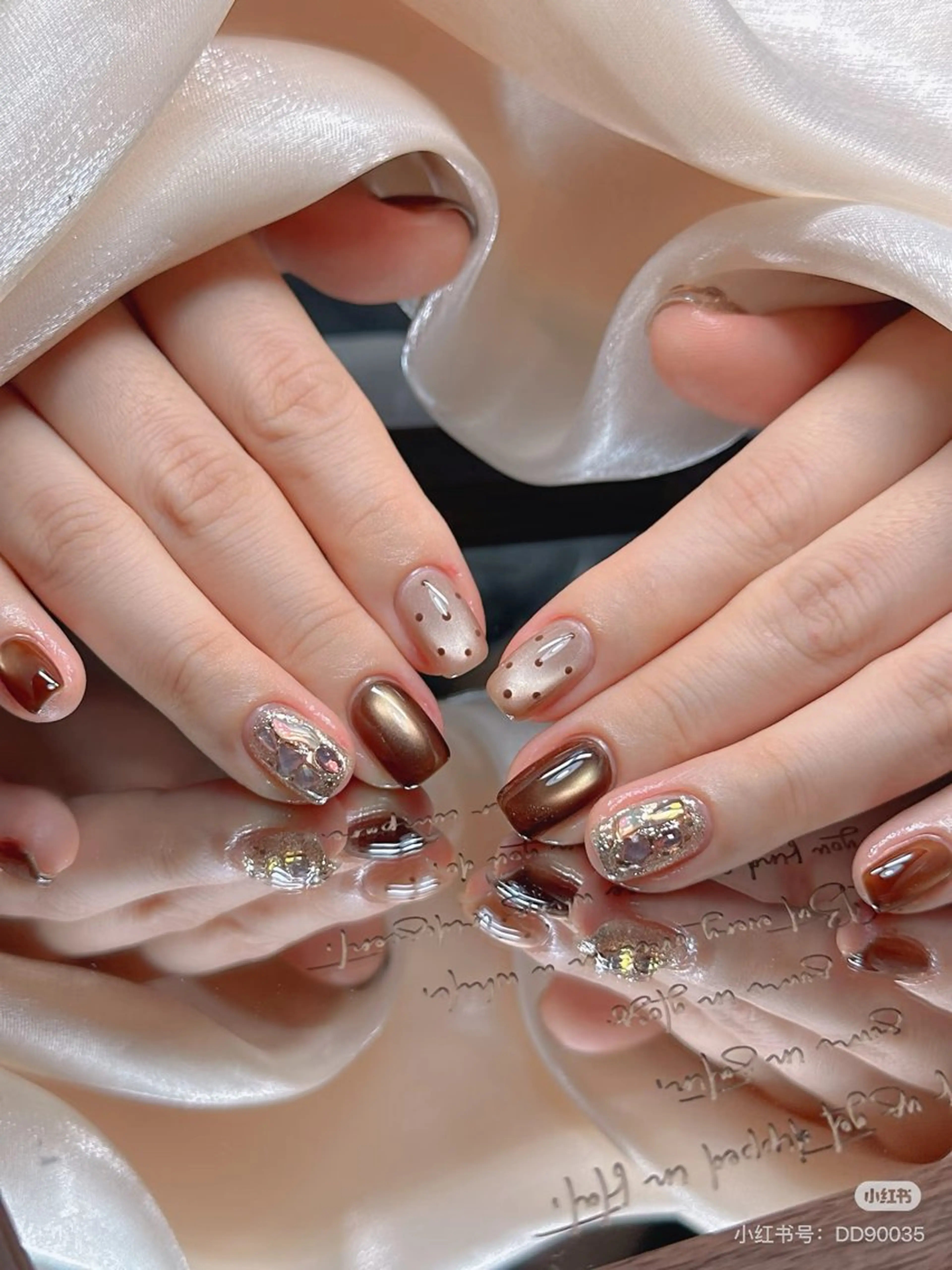 ネイル ハンドネイル ソルネイル所属・ソルネイル ナナのネイルデザイン