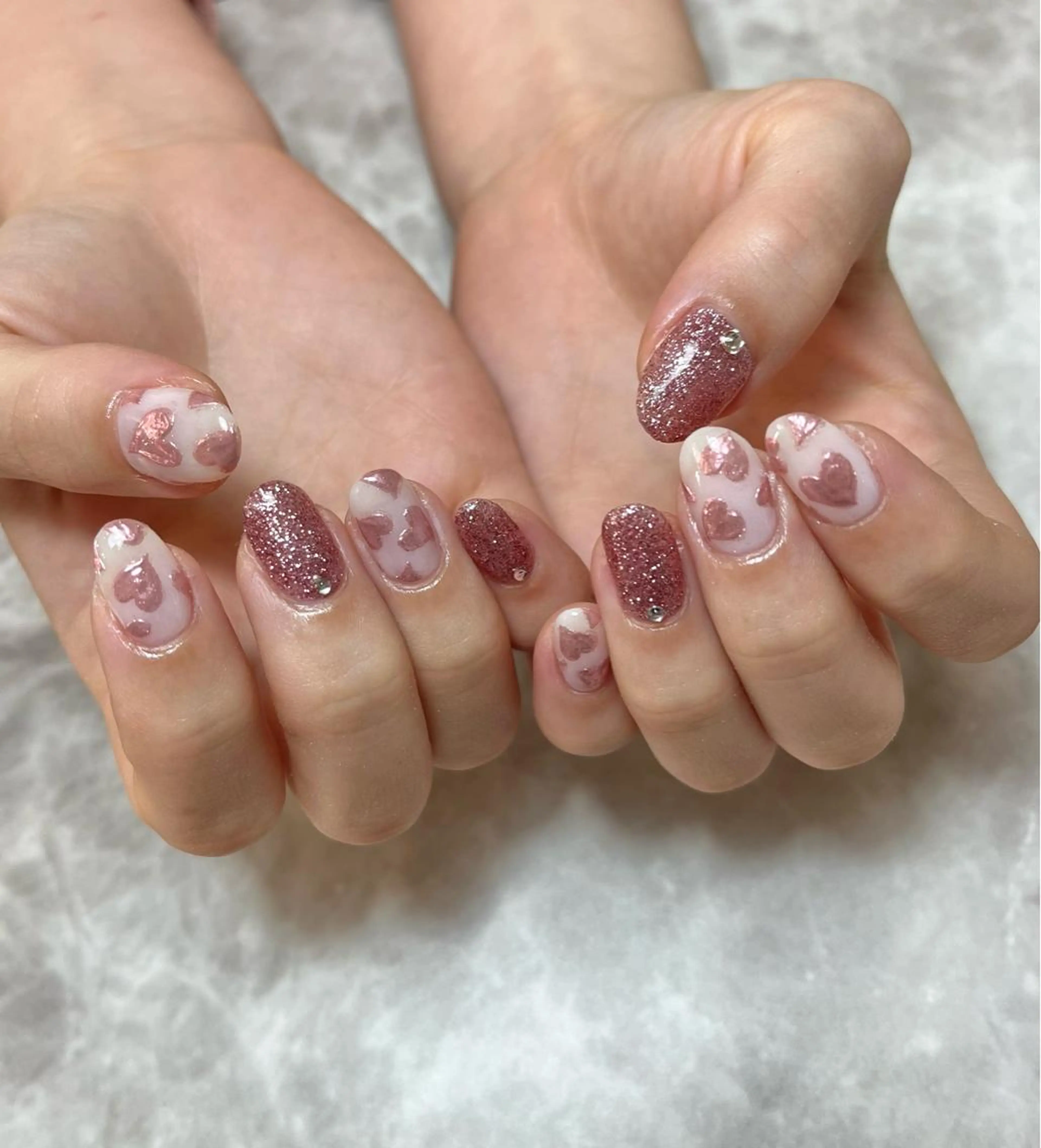 ネイル ジェルネイル ハート キラキラネイル 韓国ネイル ミラーネイル ハンドネイル nails' it...のネイルデザイン