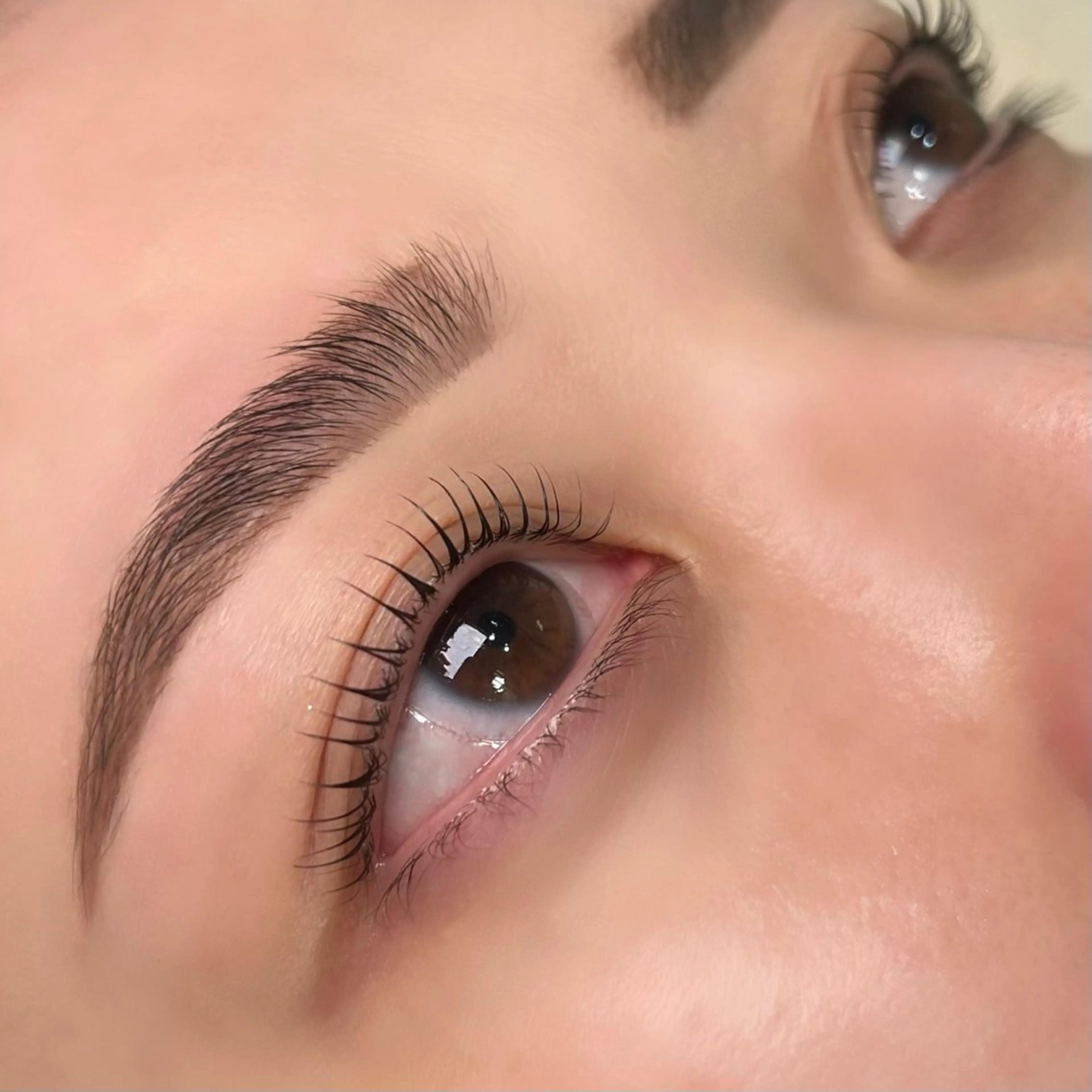 【ミニモ限定💗】1度に垢抜け♡お得なセット✨アイブロウwax ×パリジェンヌorラッシュリフトコーティング仕上げ付🤍の写真