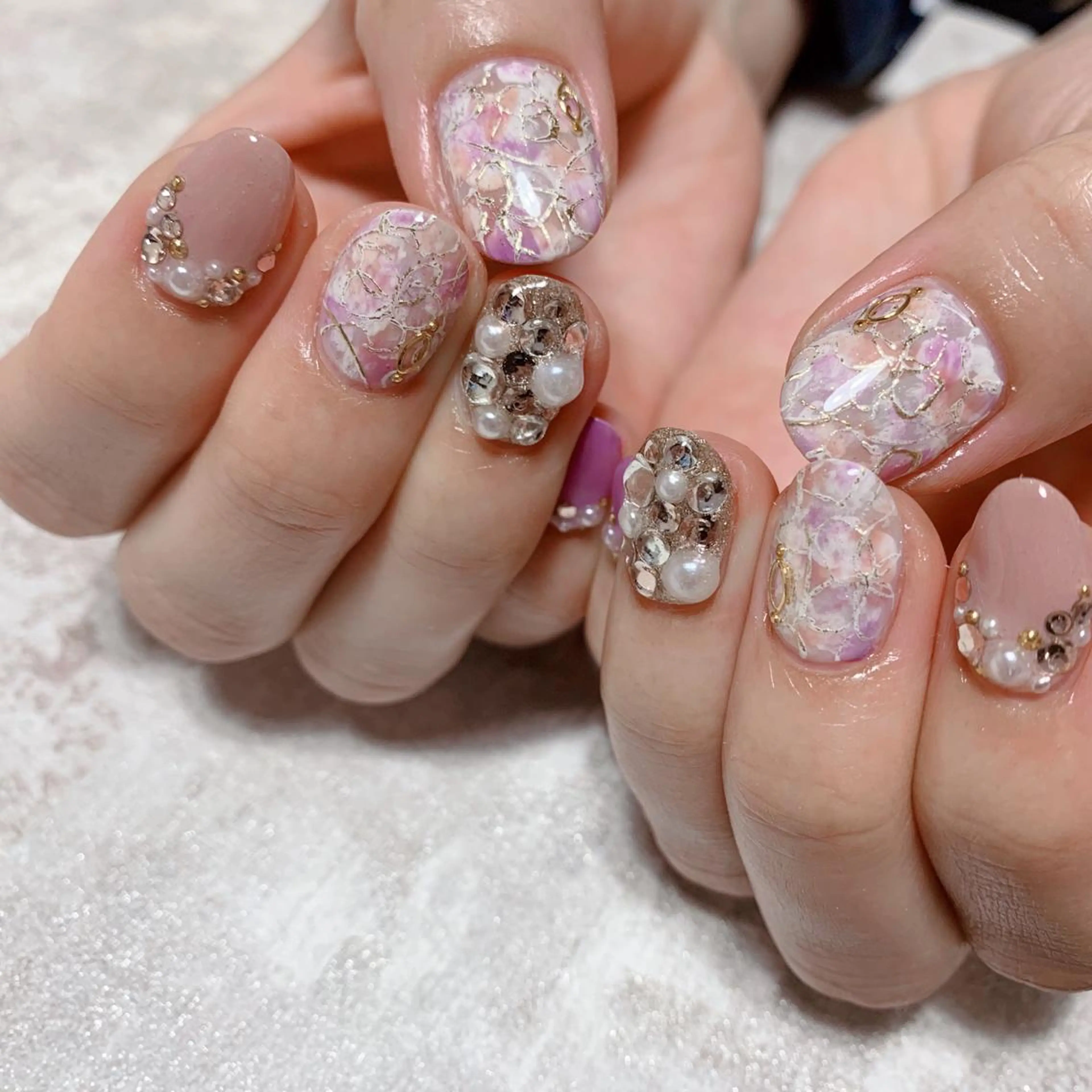ネイル ハンドネイル nail room シュレムのネイルデザイン