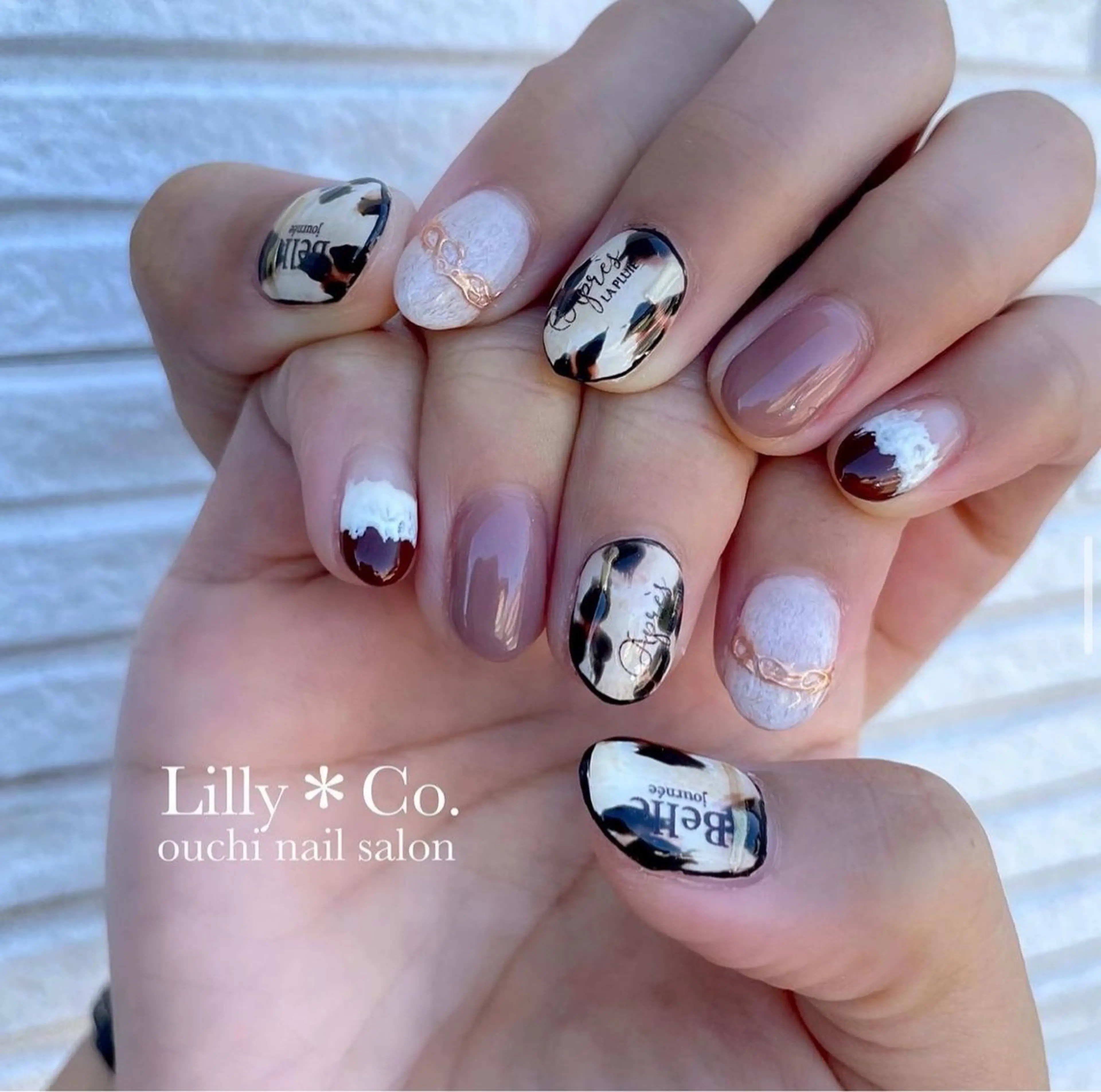 ネイル ハンドネイル ハンドケア Lilly Co.のネイルデザイン