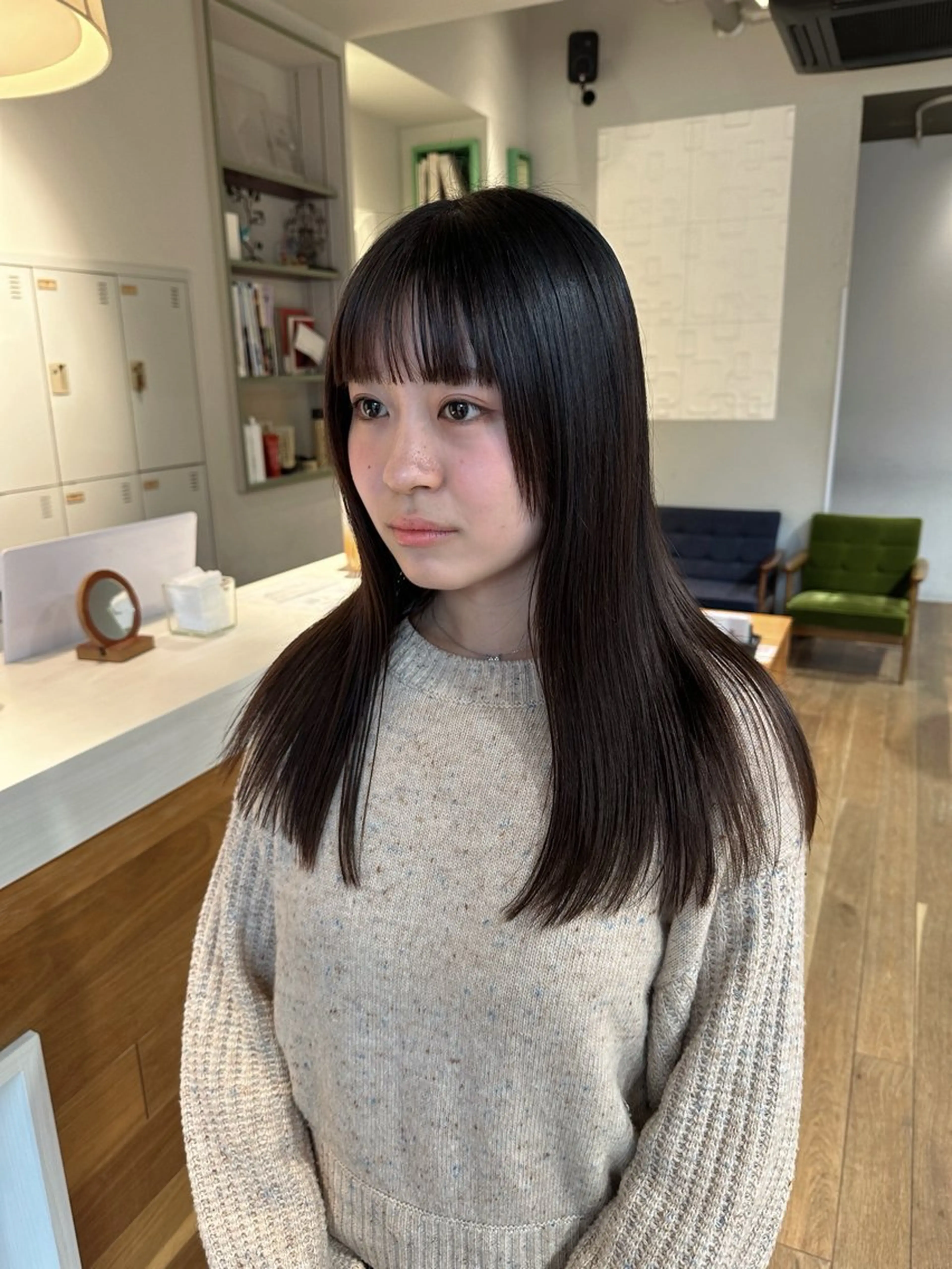ロング パーマ カット 縮毛矯正 塩澤 榛奈のヘアスタイル