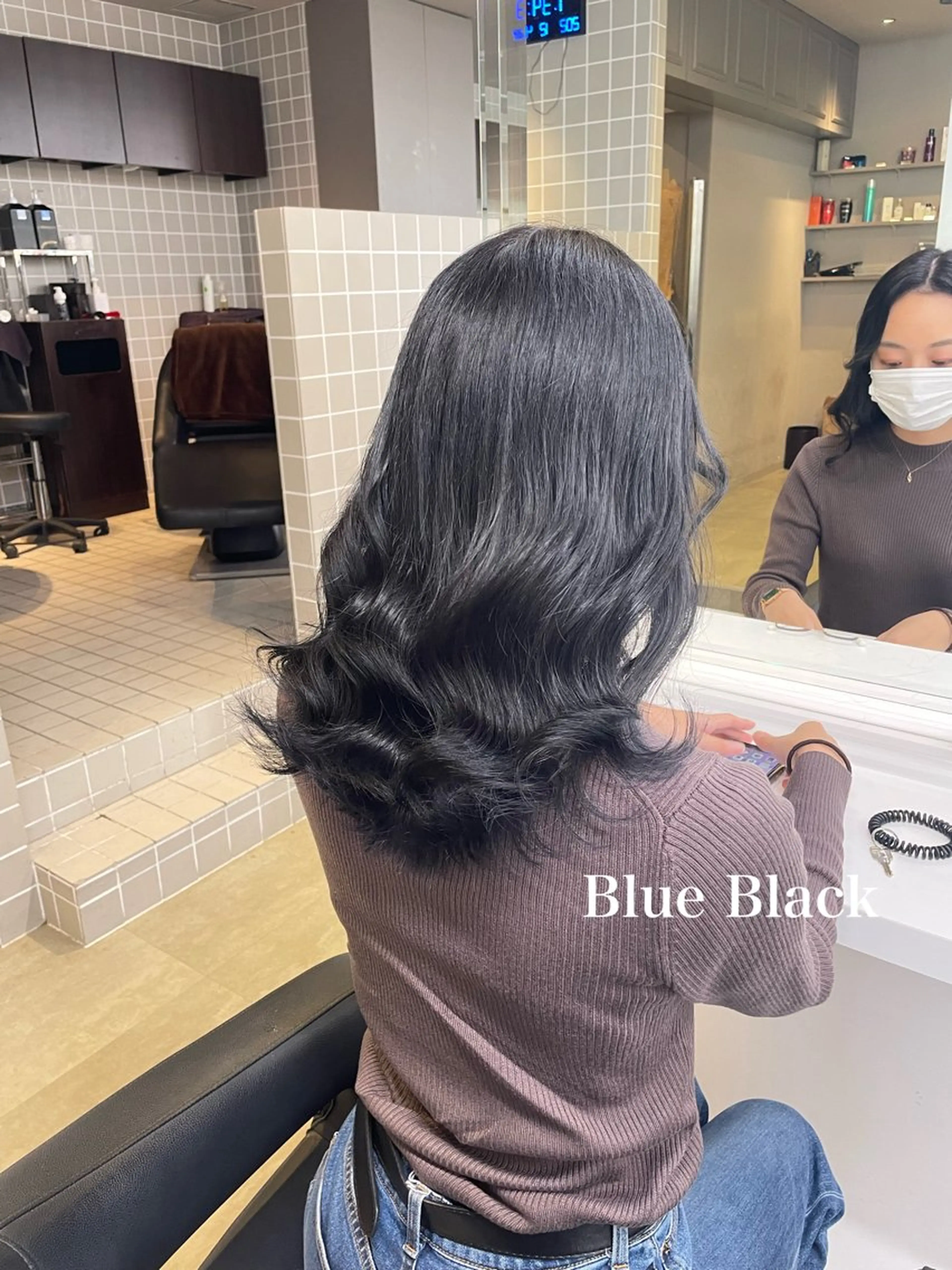 セミロング カラー パーマ ヘアアレンジ メンズ キッズ カット ヘアカラー トリートメント 🦋韓国レイヤー/ 透明感グレージュ🦋のヘアスタイル