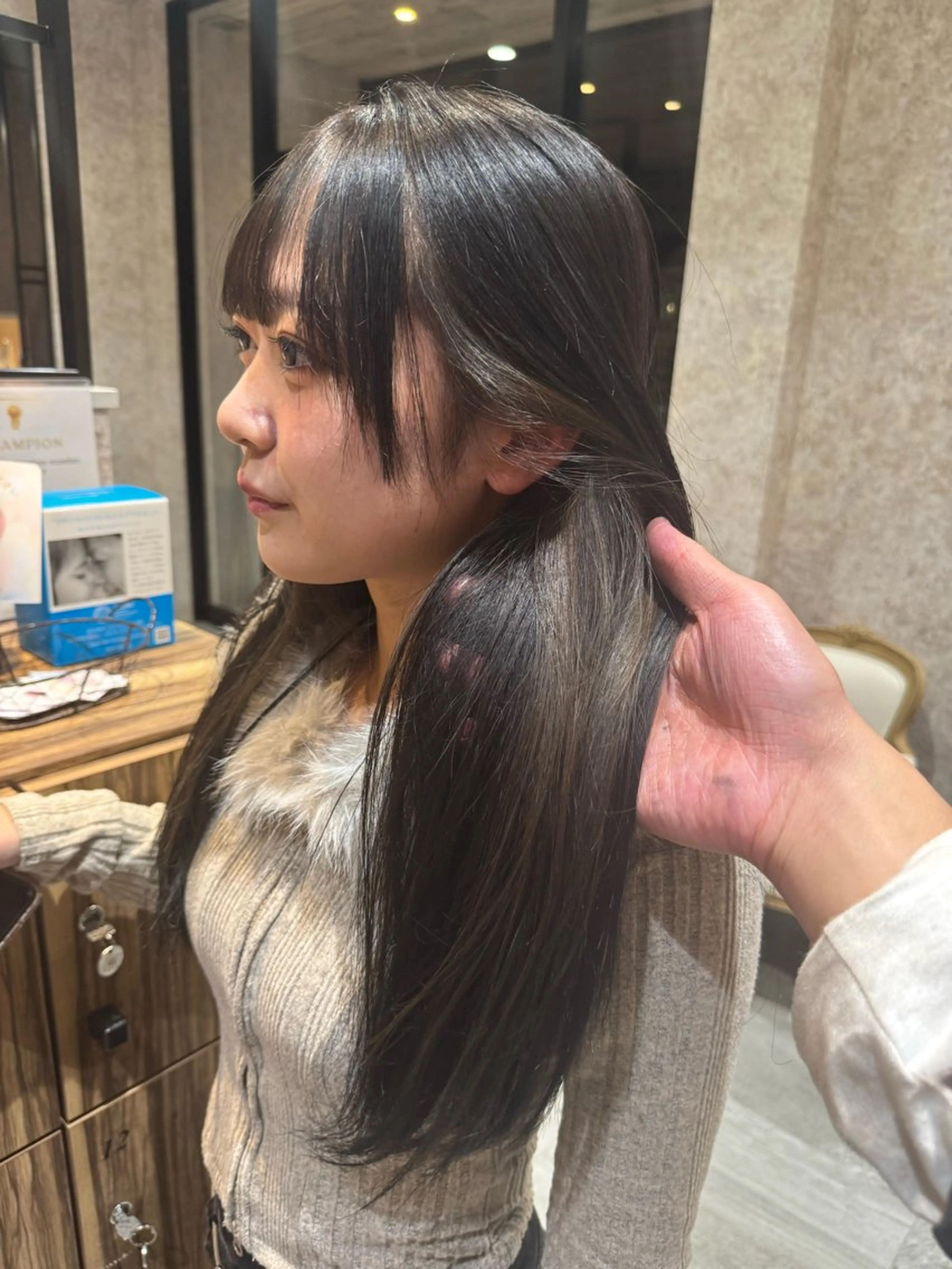 ロング 村松　和磨/ケアブ リーチ/メンズパーマのヘアスタイル