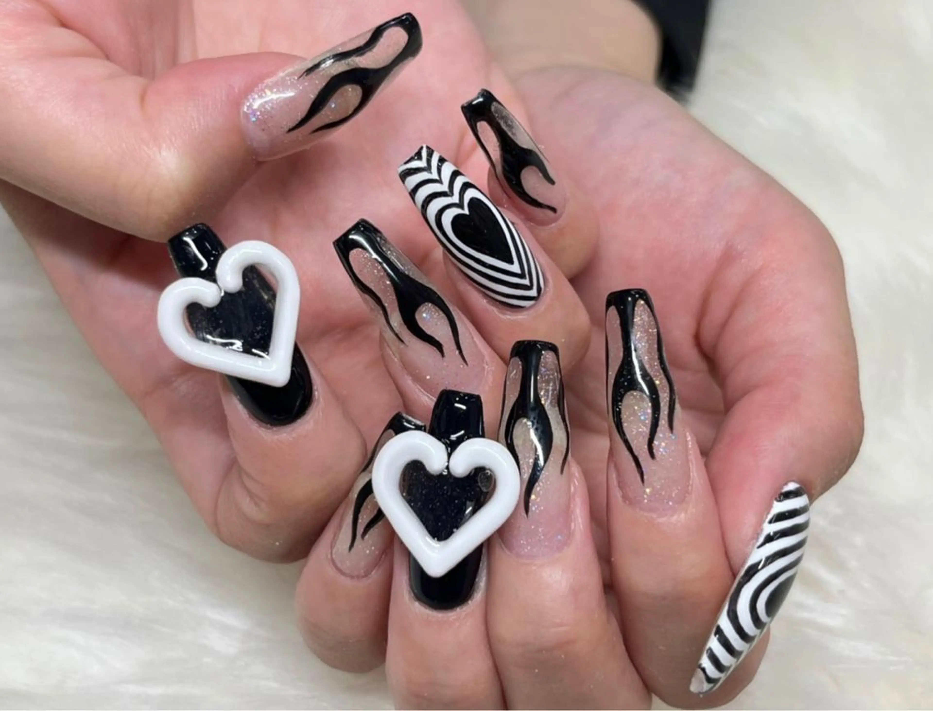 ロング ネイル NAILSGOGO shibuyaのネイルデザイン