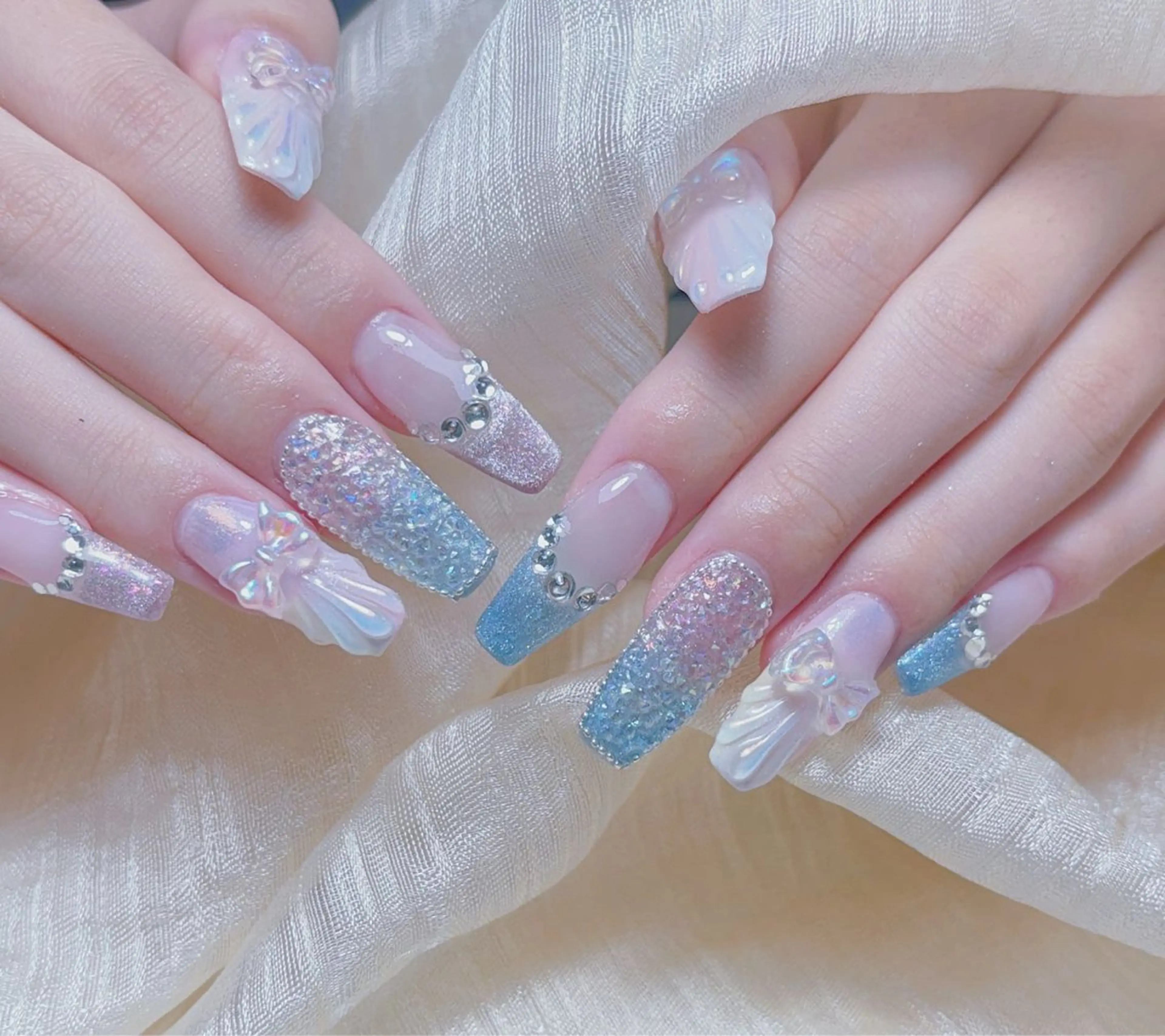 ネイル ネイルサロン エクラ 🌹【スカルプ専門】のネイルデザイン