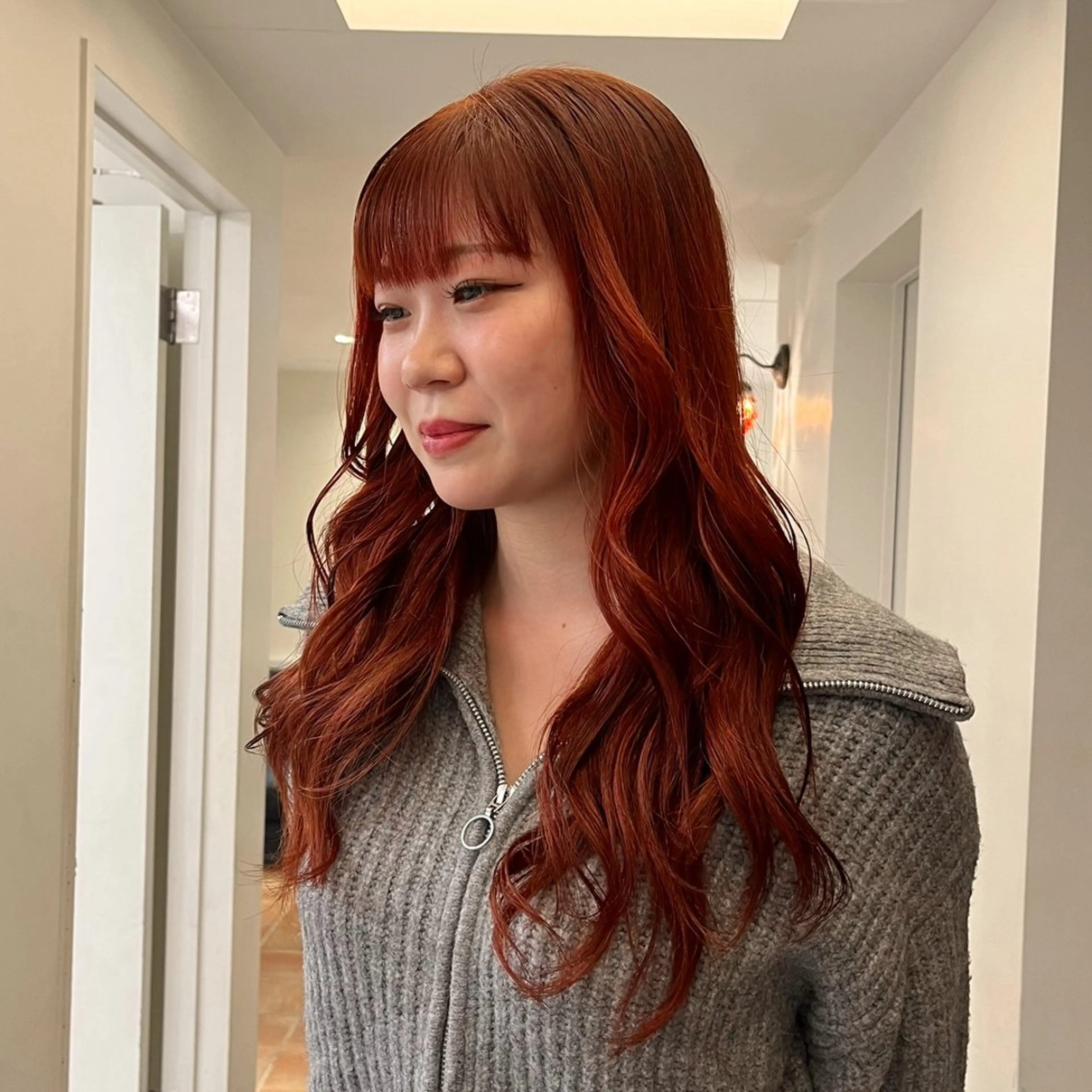 ロング カラー オレンジ ヘアカラー るな/暖色、 ベージュカラー🎀のヘアスタイル