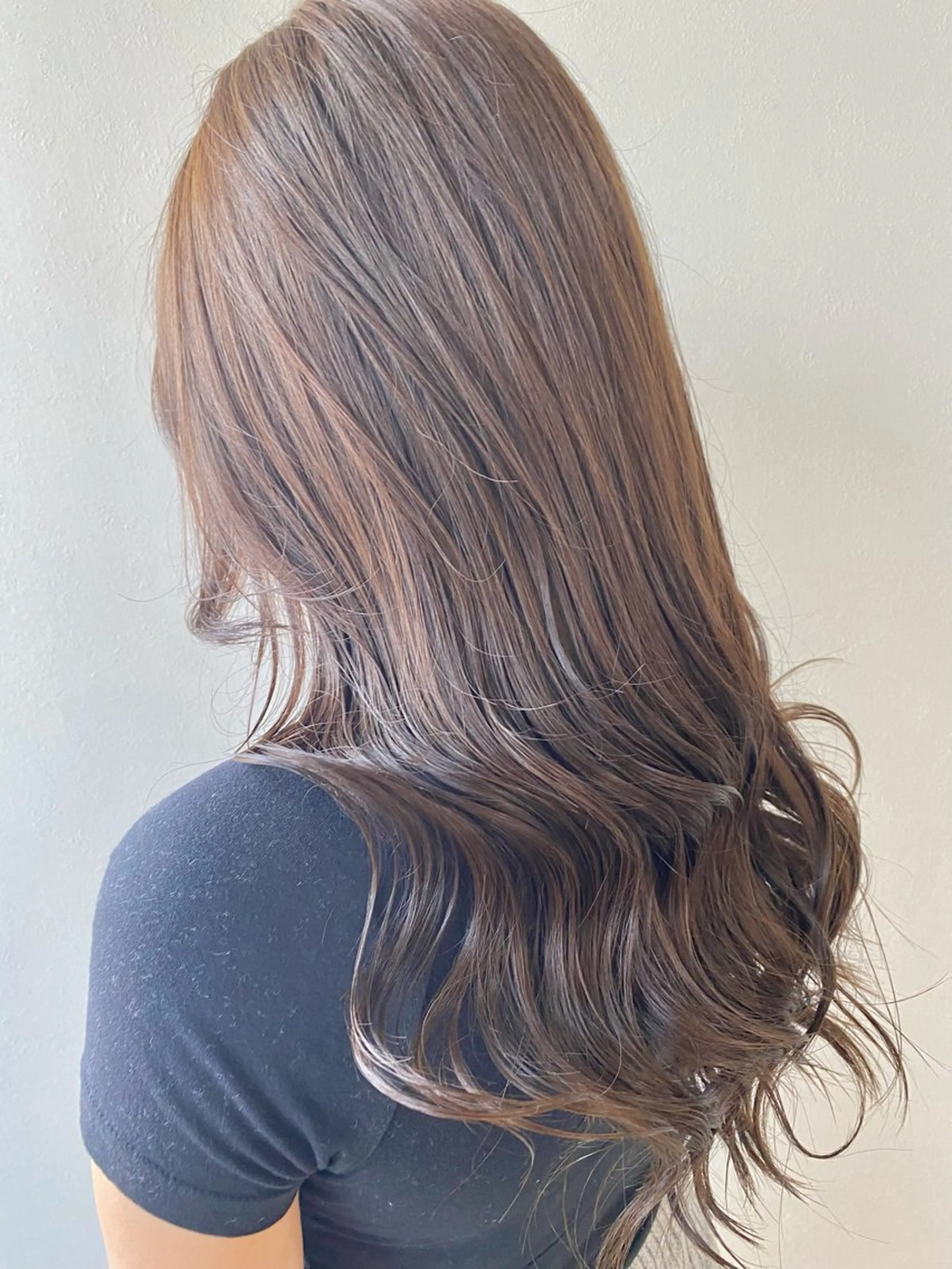 セミロング ヘアカラー SORA.桂川店所属・内野 友貴のヘアスタイル