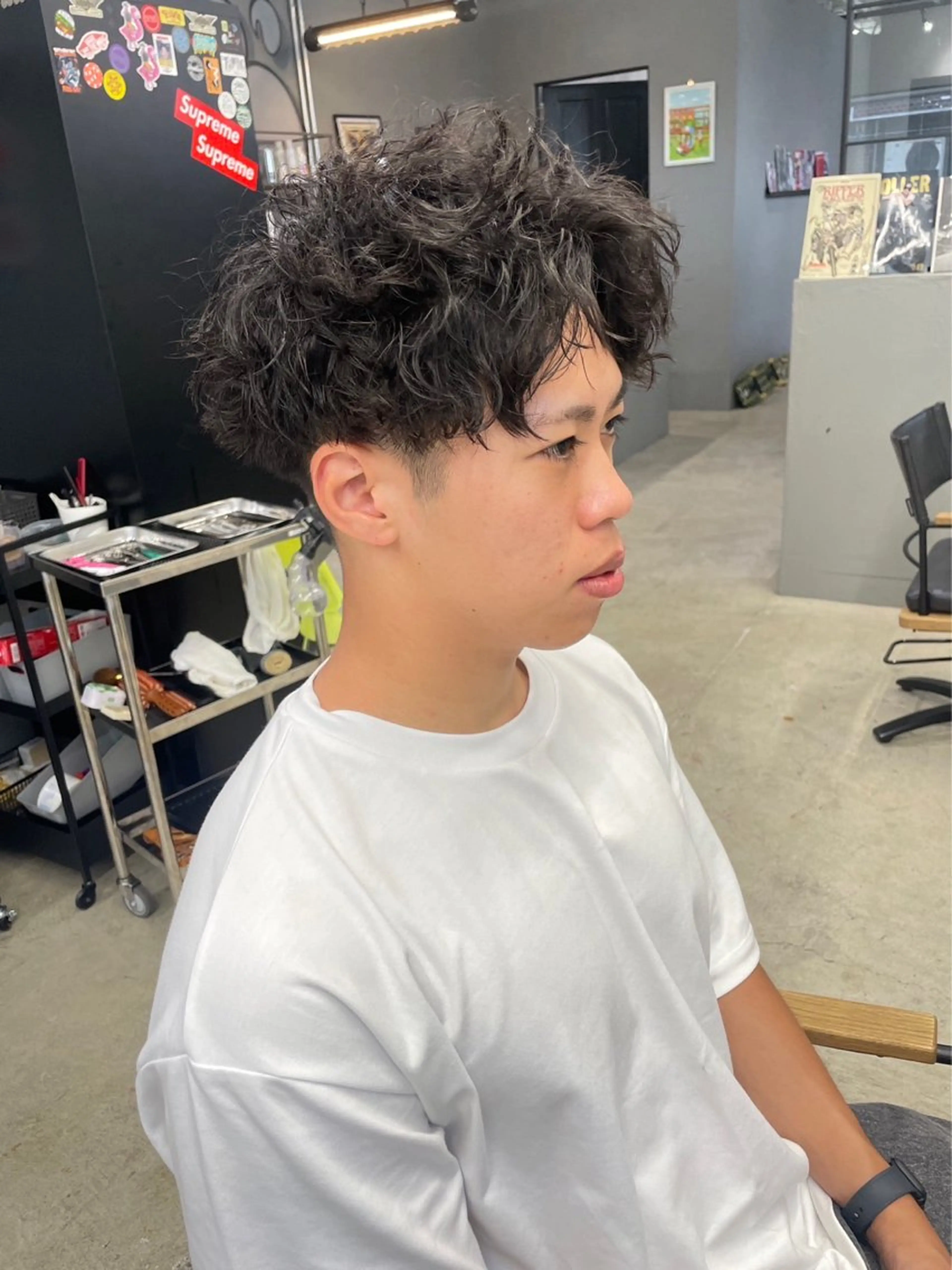 ミディアム パーマ メンズ カット パーマ メンズ専門サロン wokeのヘアスタイル