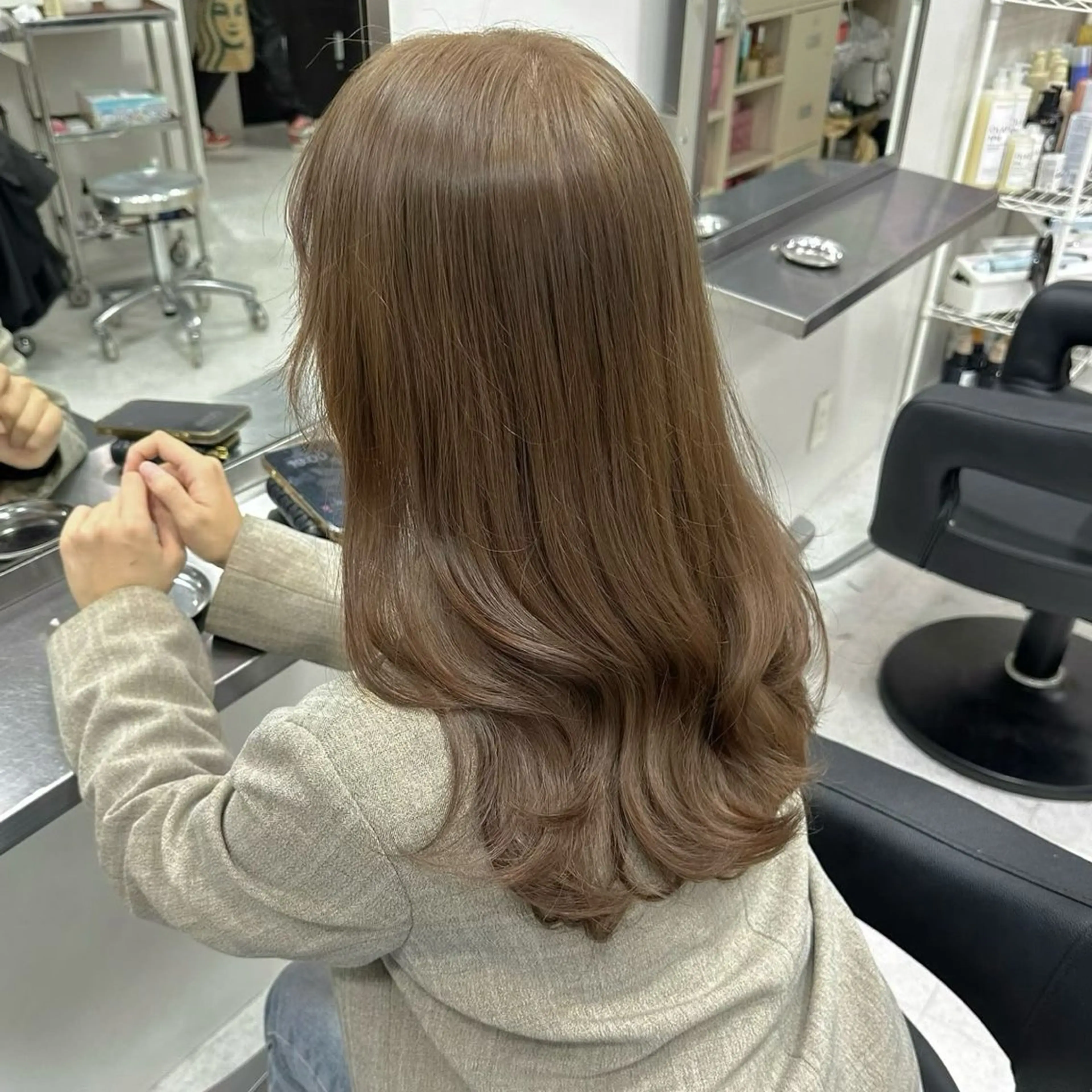 カラー ALBUM銀座店所属・池袋ブリーチ特化🎀 あやか🎀のヘアスタイル