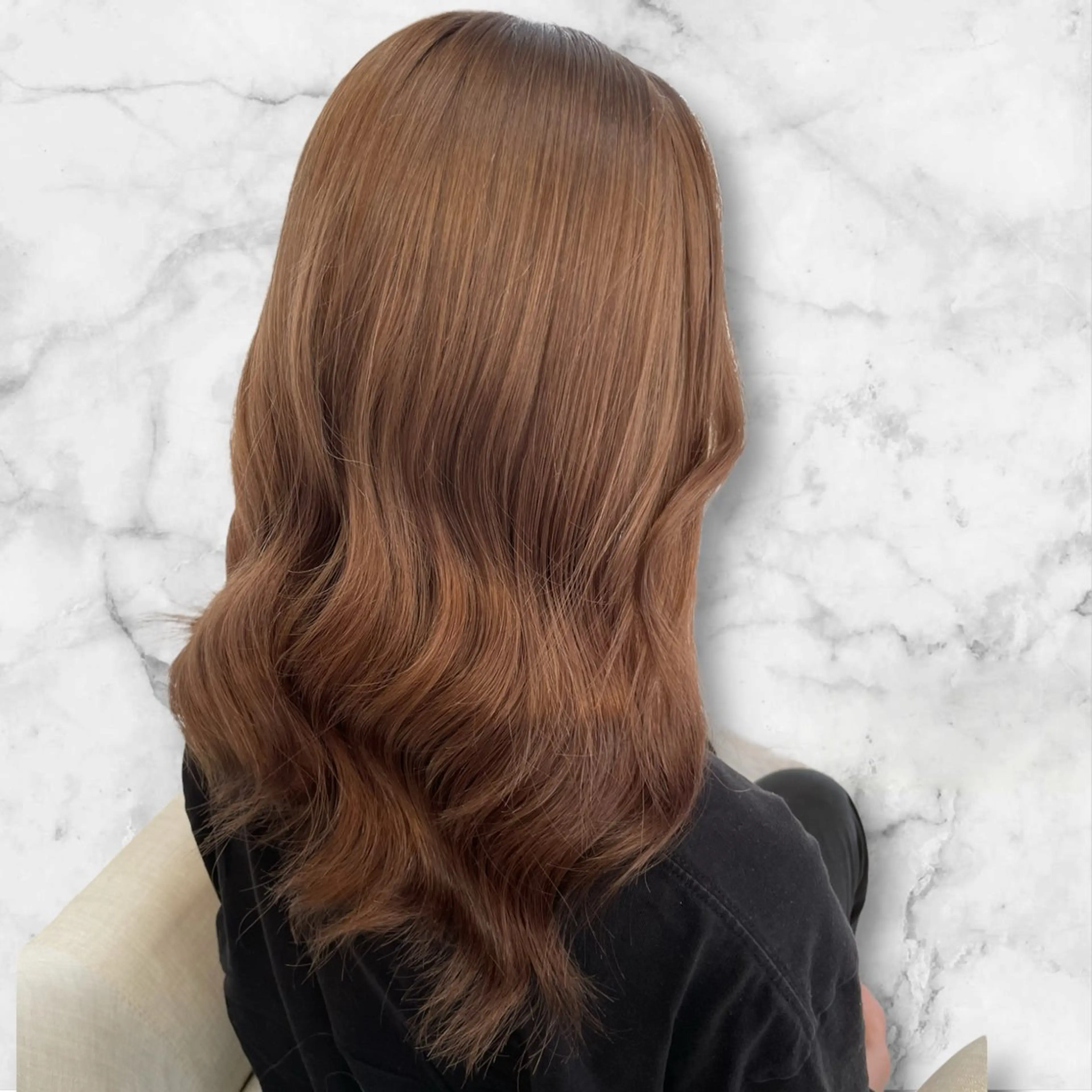 セミロング カラー ベージュカラー ブリーチ ヘアカラー セルバ所属・HIRORO ブリーチ/ハイトーンのヘアスタイル