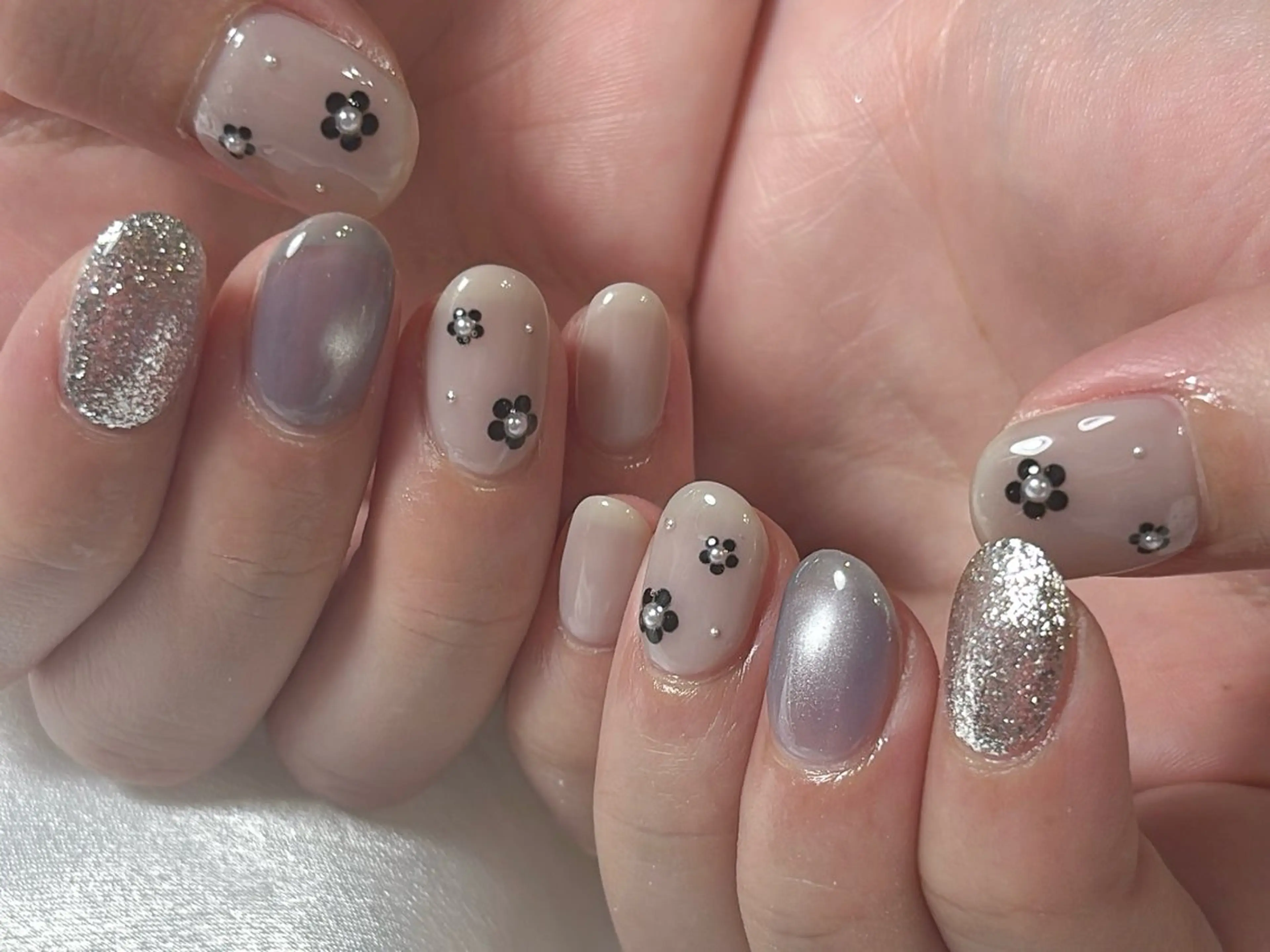 ネイル オーロラネイル 桜ネイル フラワーネイル フットネイル フレンチネイル ハンドネイル kikinail 溝の口のネイルデザイン