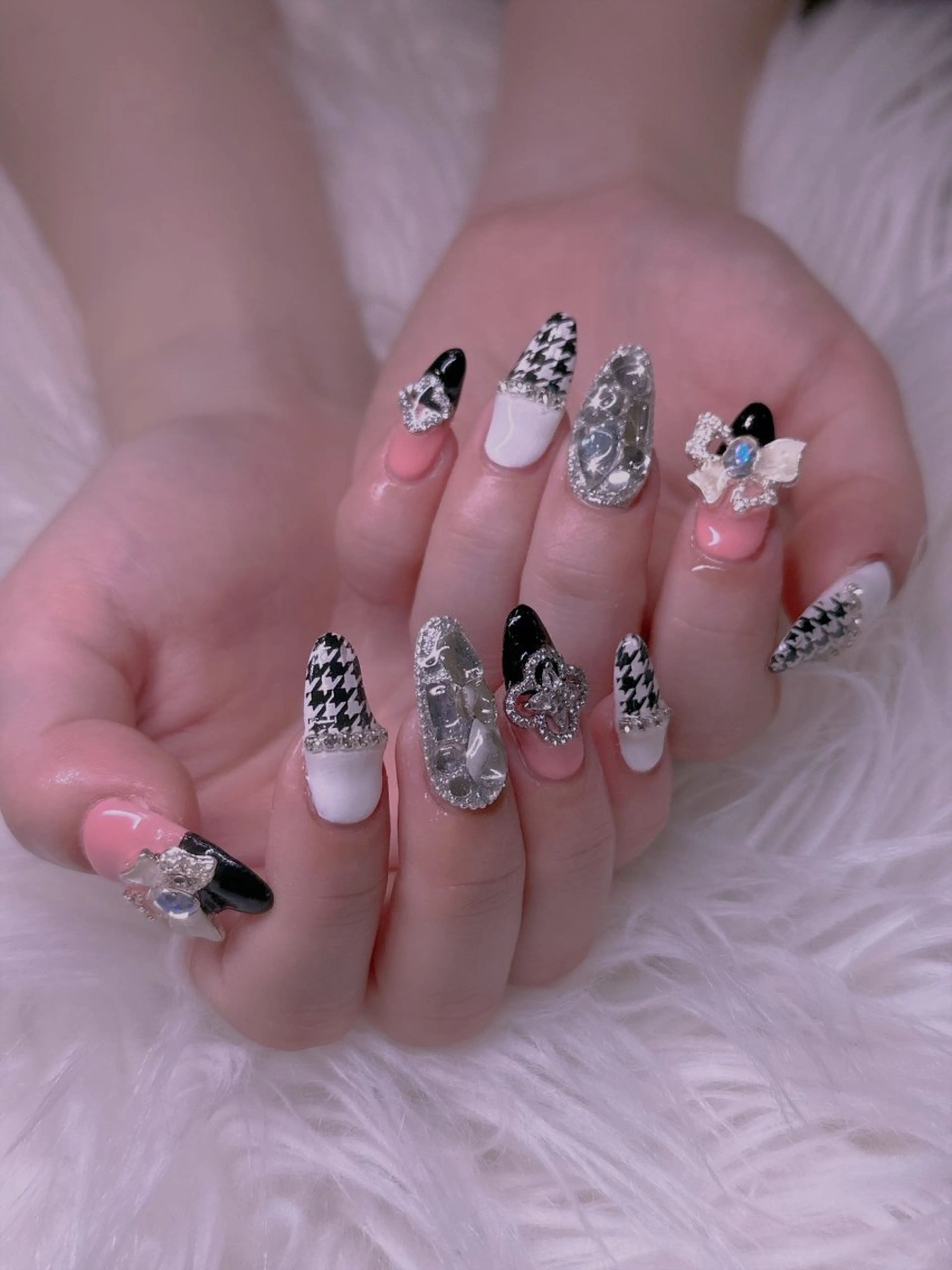 ネイル エムズ エムズのマツエク・マツパデザイン