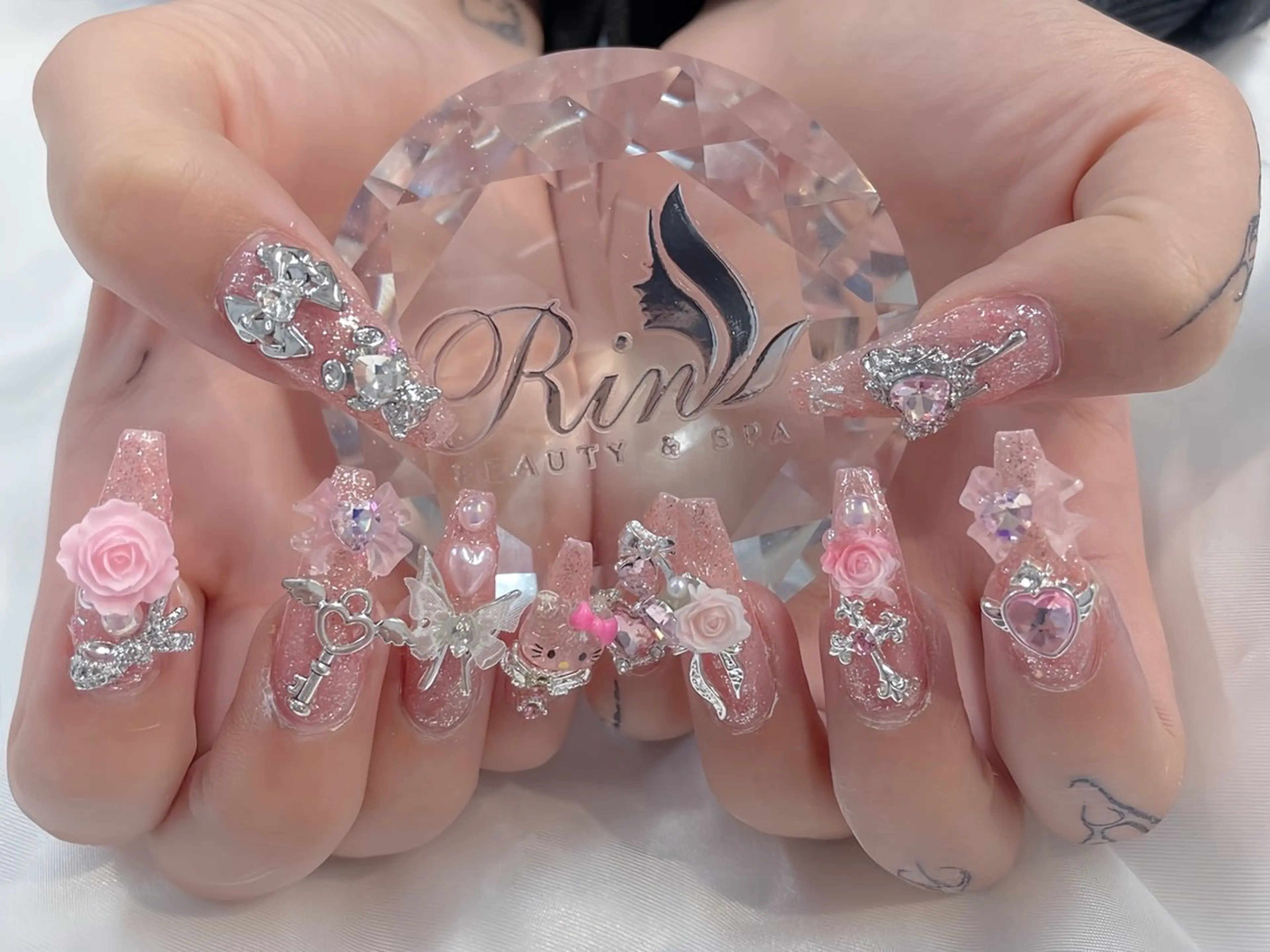 🎀ゴテゴテ🎀【チップ長さだし10本】持ち込みデザイン+付け放題🎵11,900->¥10900の写真