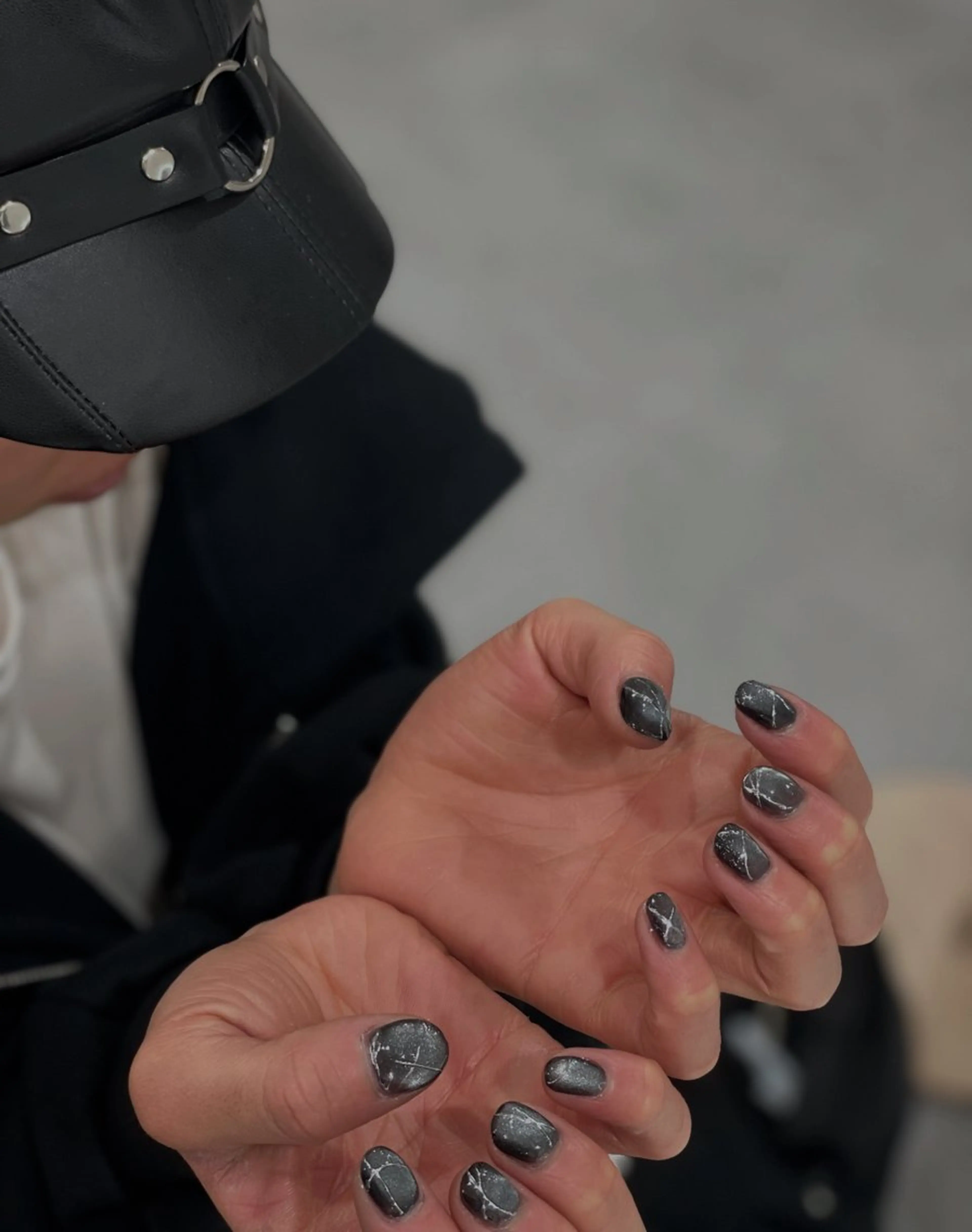 メンズ ネイル ハンドネイル プラチナムドール栄 airiのネイルデザイン