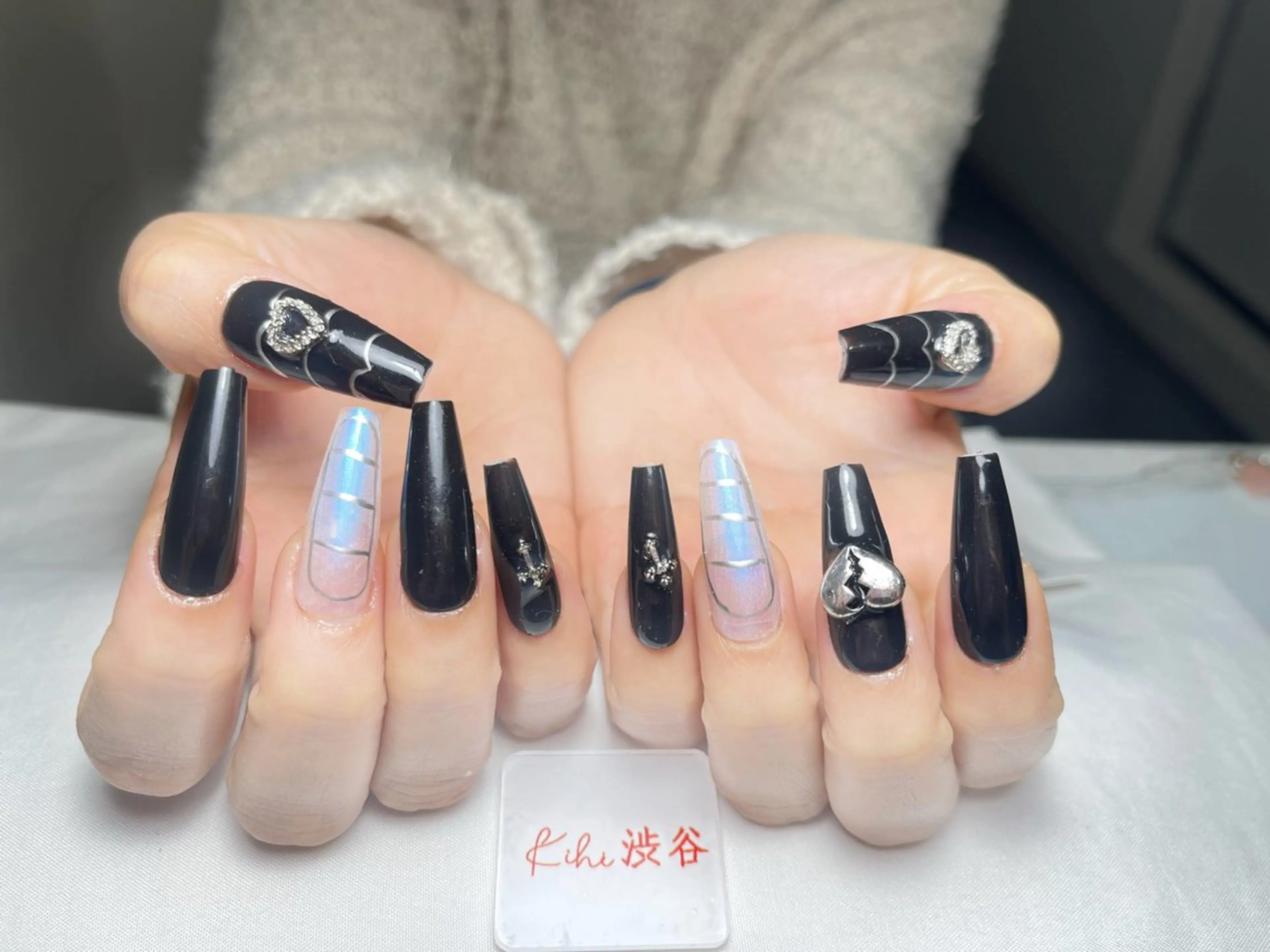 ネイル アートネイル フレンチネイル ジェルネイル グラデーション 韓国ネイル ハンドネイル 💕鈴木ユリ パラジェル/オフ無料のネイルデザイン