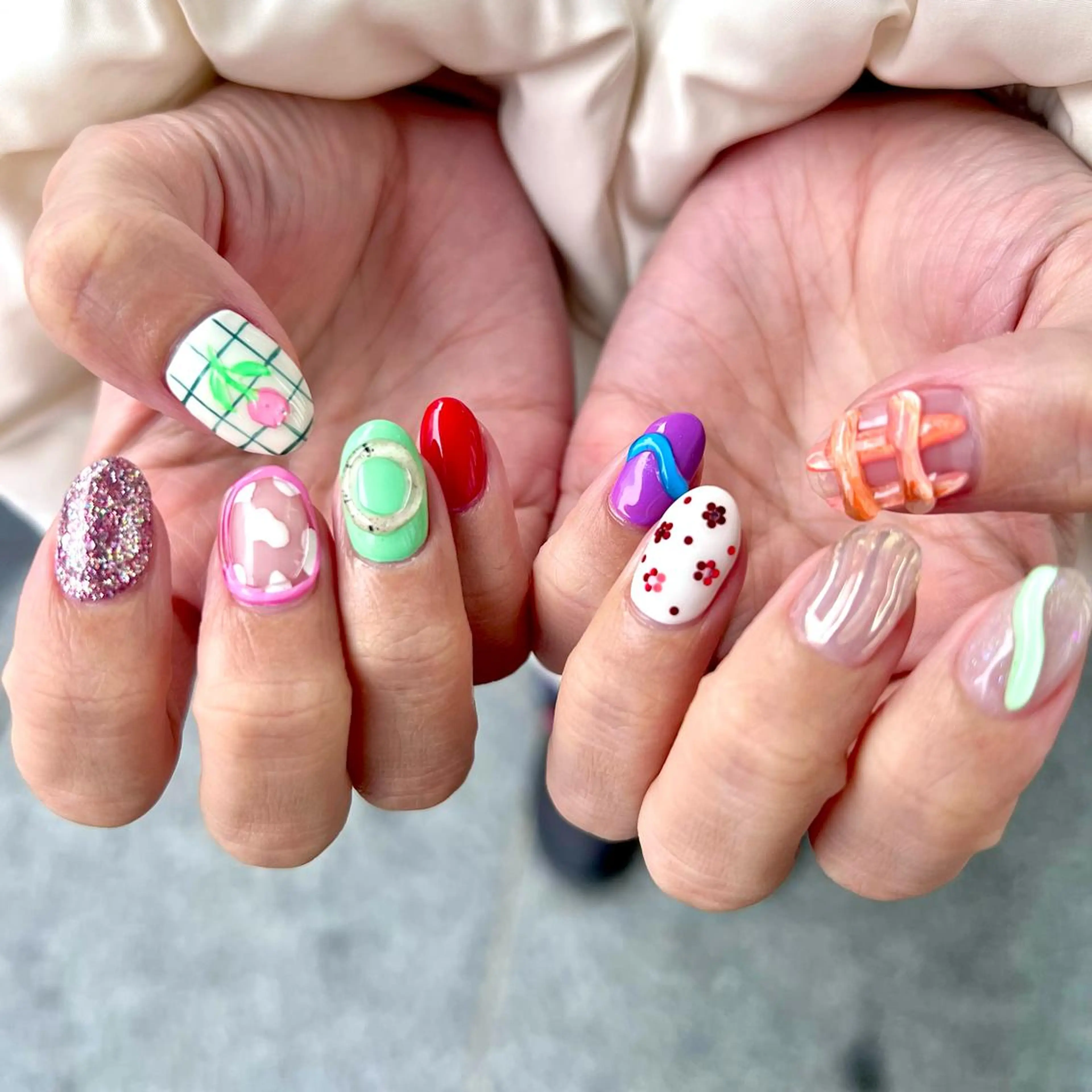 ネイル ハンドネイル 🧁🥕 asukaのネイルデザイン