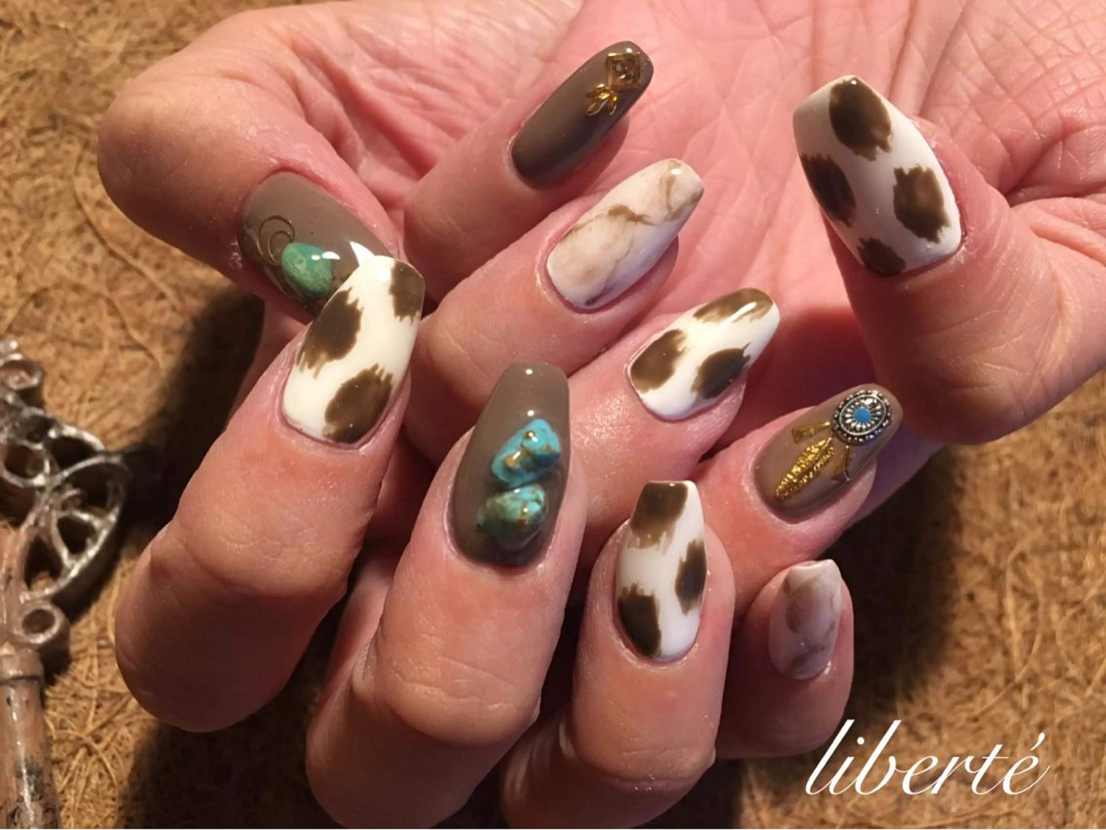 ネイル liberté (リベルテ)のネイルデザイン