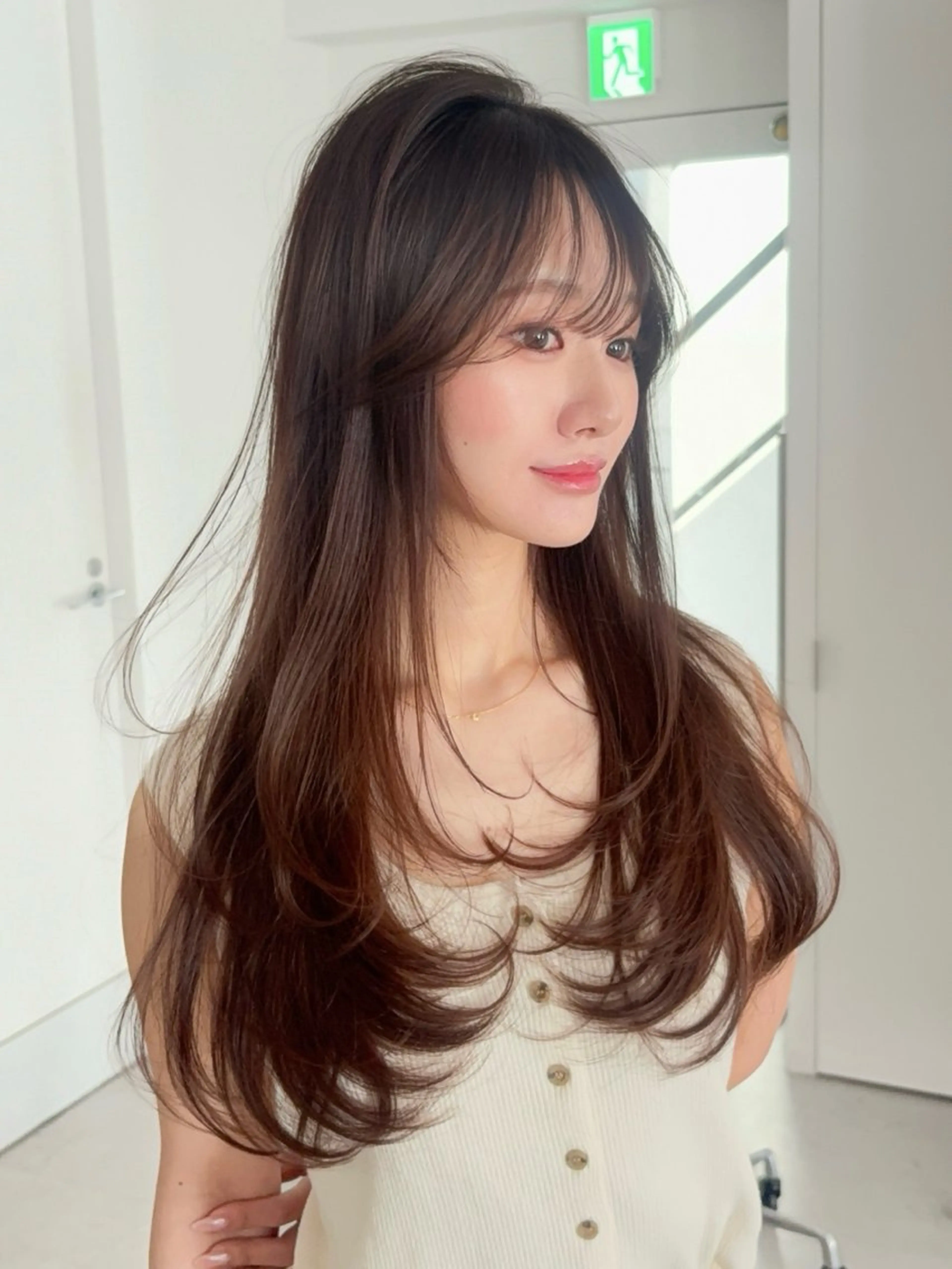 ロング カラー 小顔カット カット ヘアカラー トリートメント 韓国ヘア/レイヤー/ 顔まわり足立遥奈のヘアスタイル