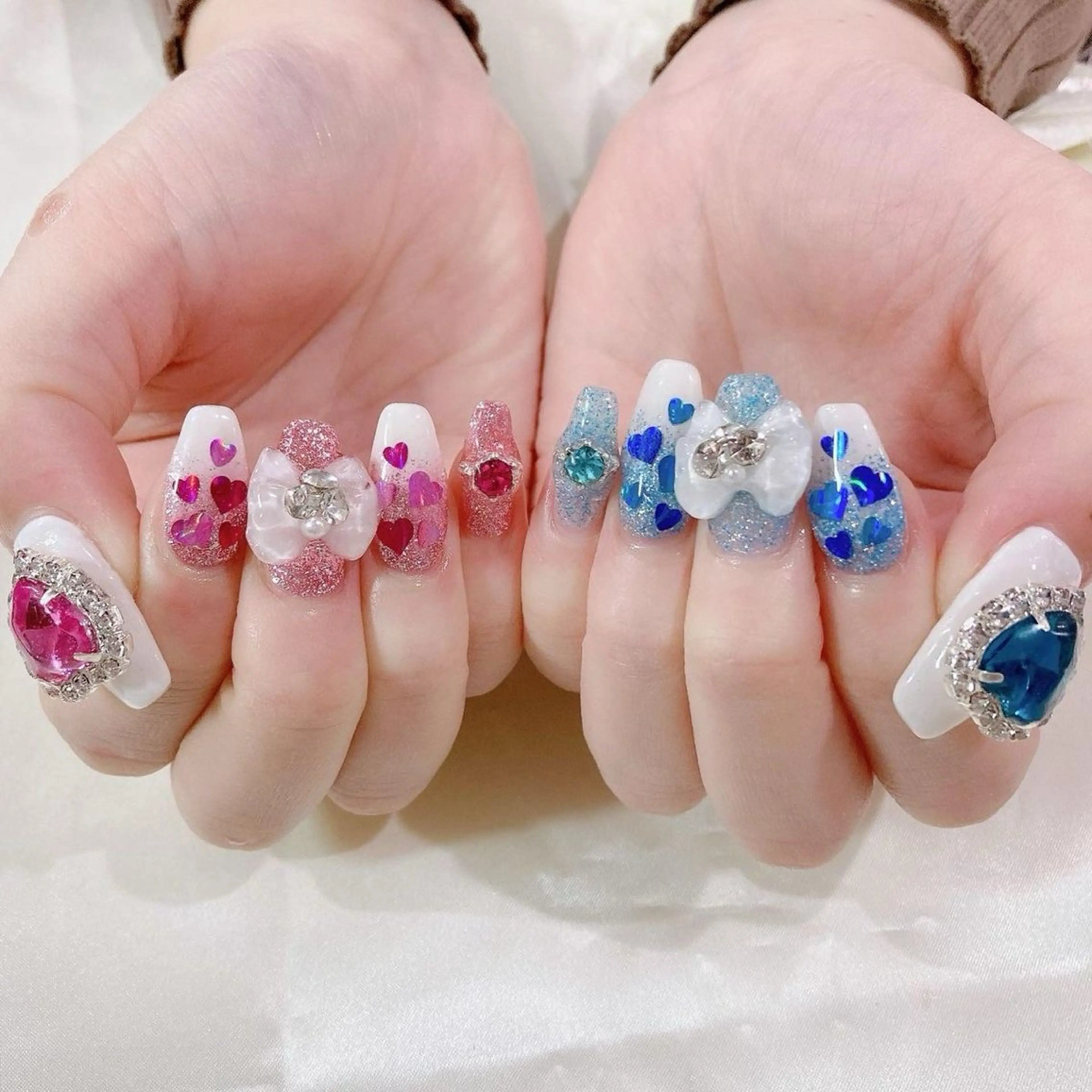 ネイル ハロウィン マグネットネイル ミラーネイル Lee Nailsのネイルデザイン