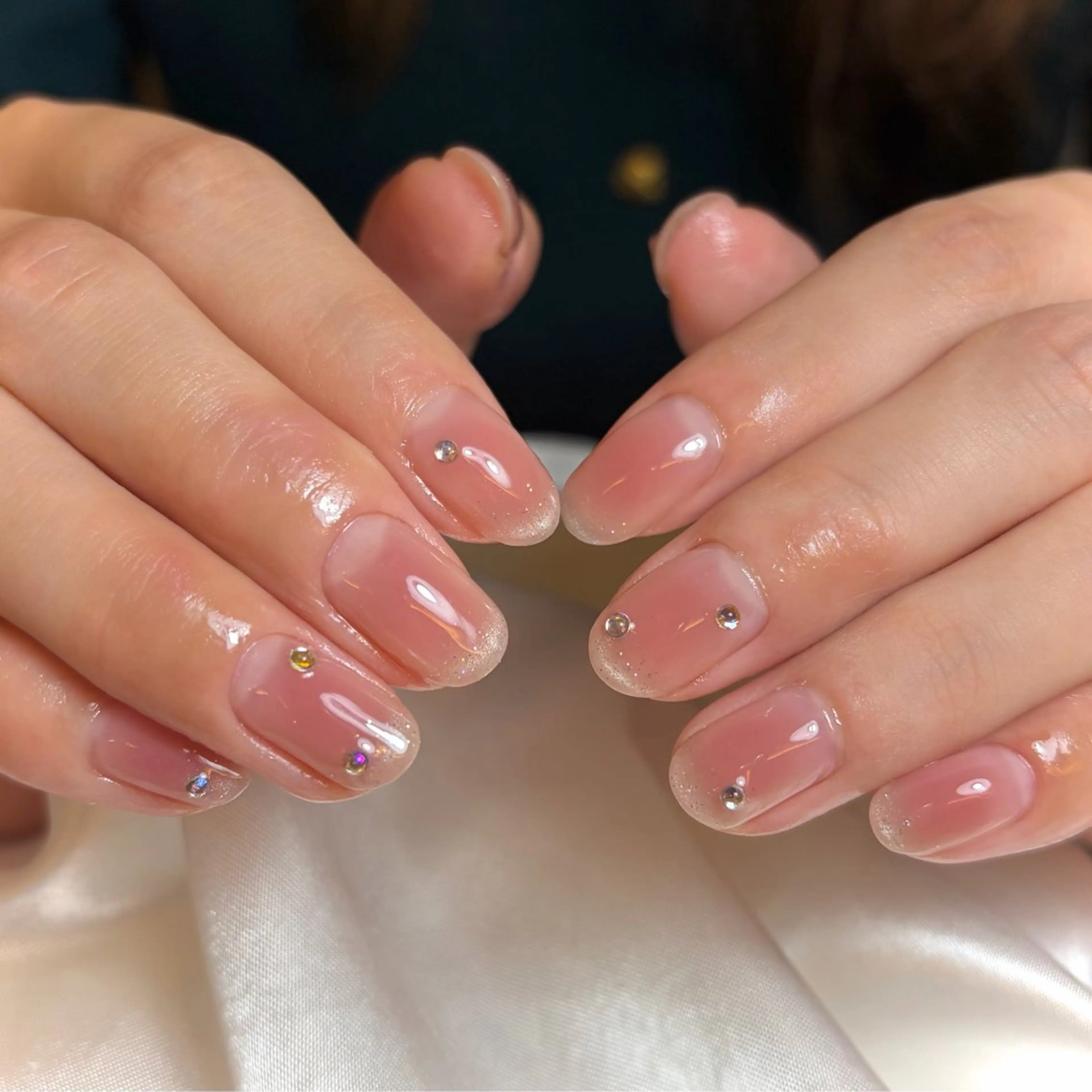 ネイル チークネイル マグネットネイル ピンク 春ネイル ハンドネイル Agapi所属・Agapi💐 momoのネイルデザイン