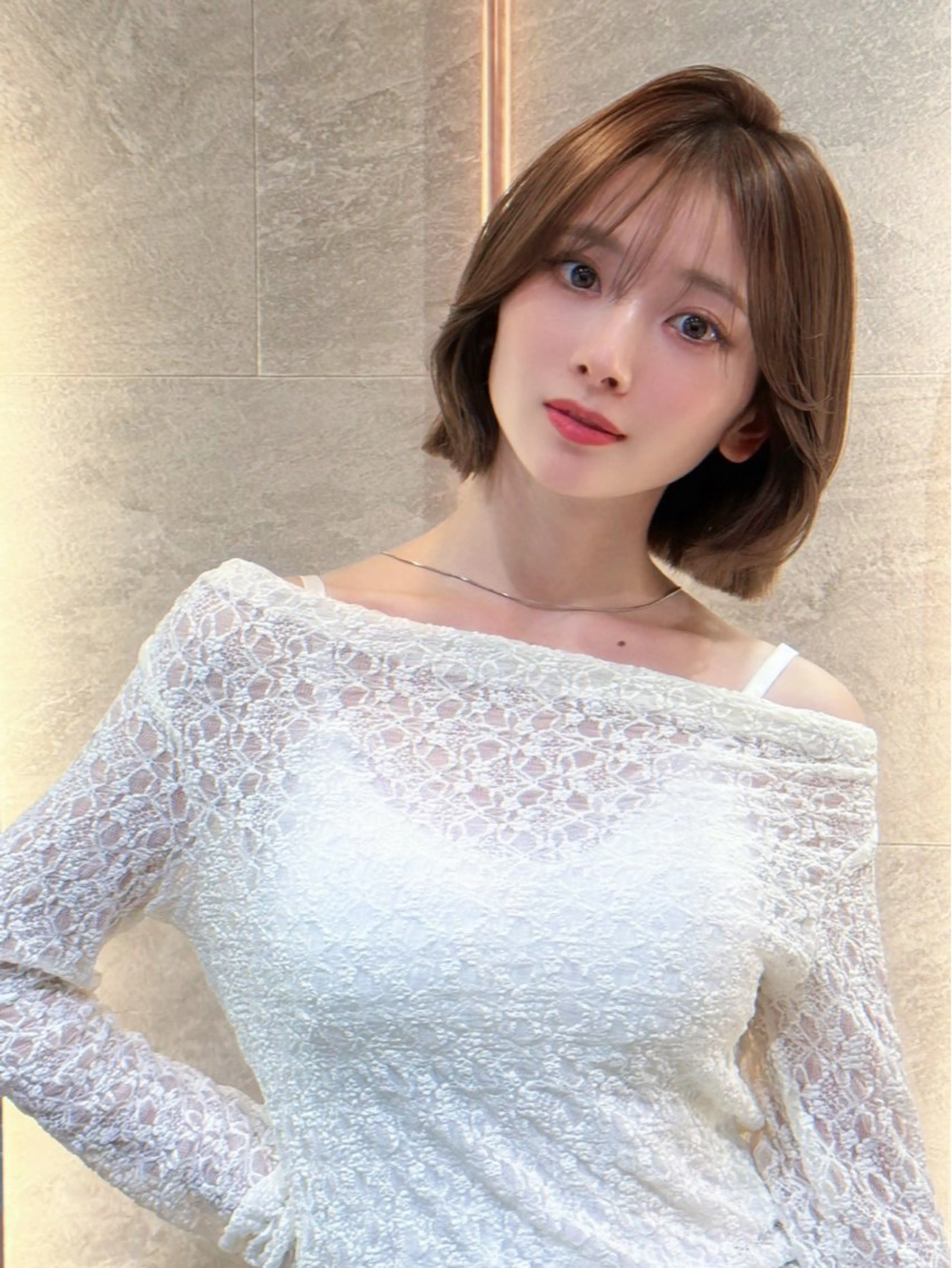 ミディアム レイヤー/縮毛矯正 /透明感/しおんのヘアスタイル