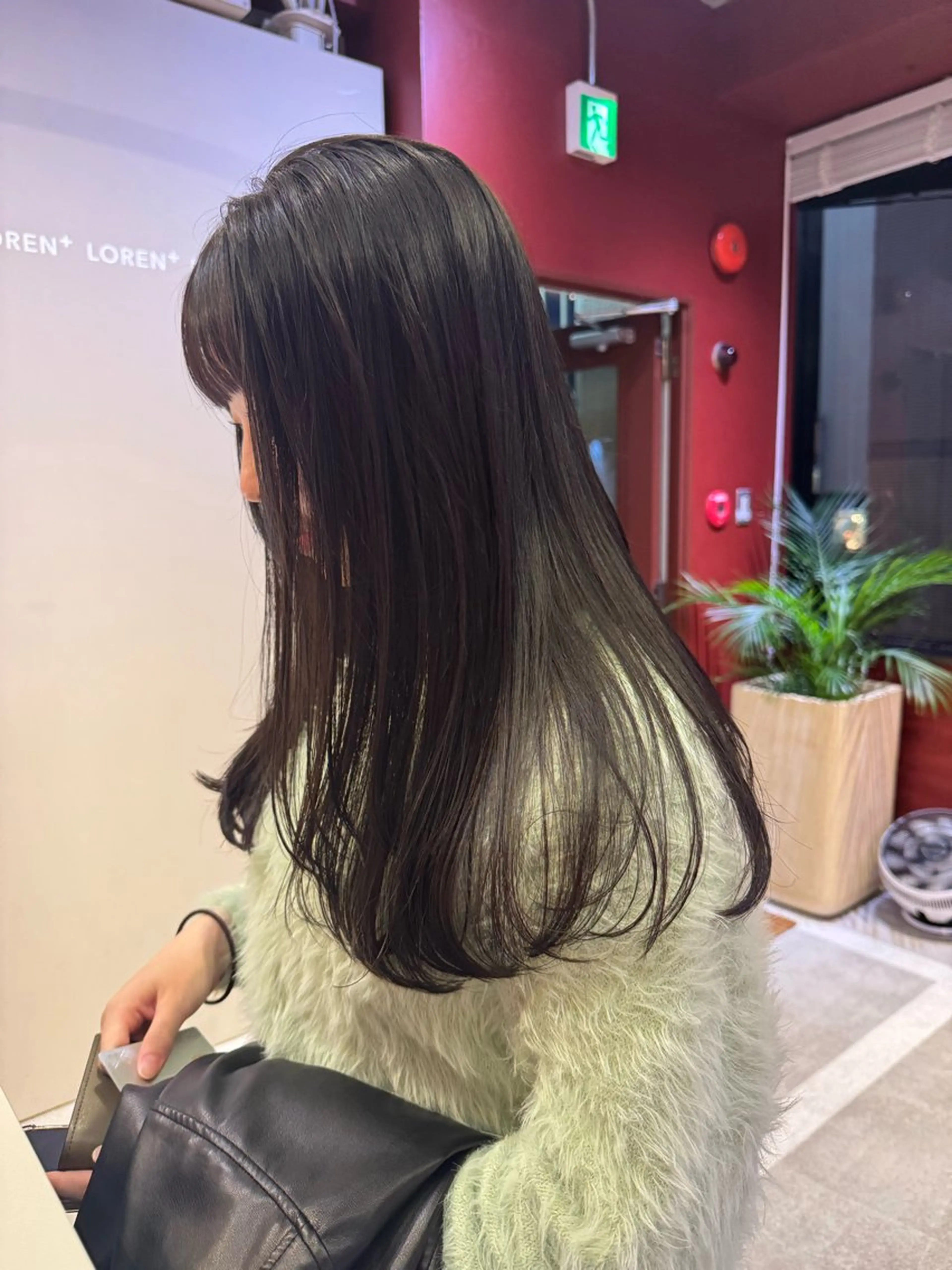 セミロング カラー 鈴木駿介 レイヤーカットのヘアスタイル