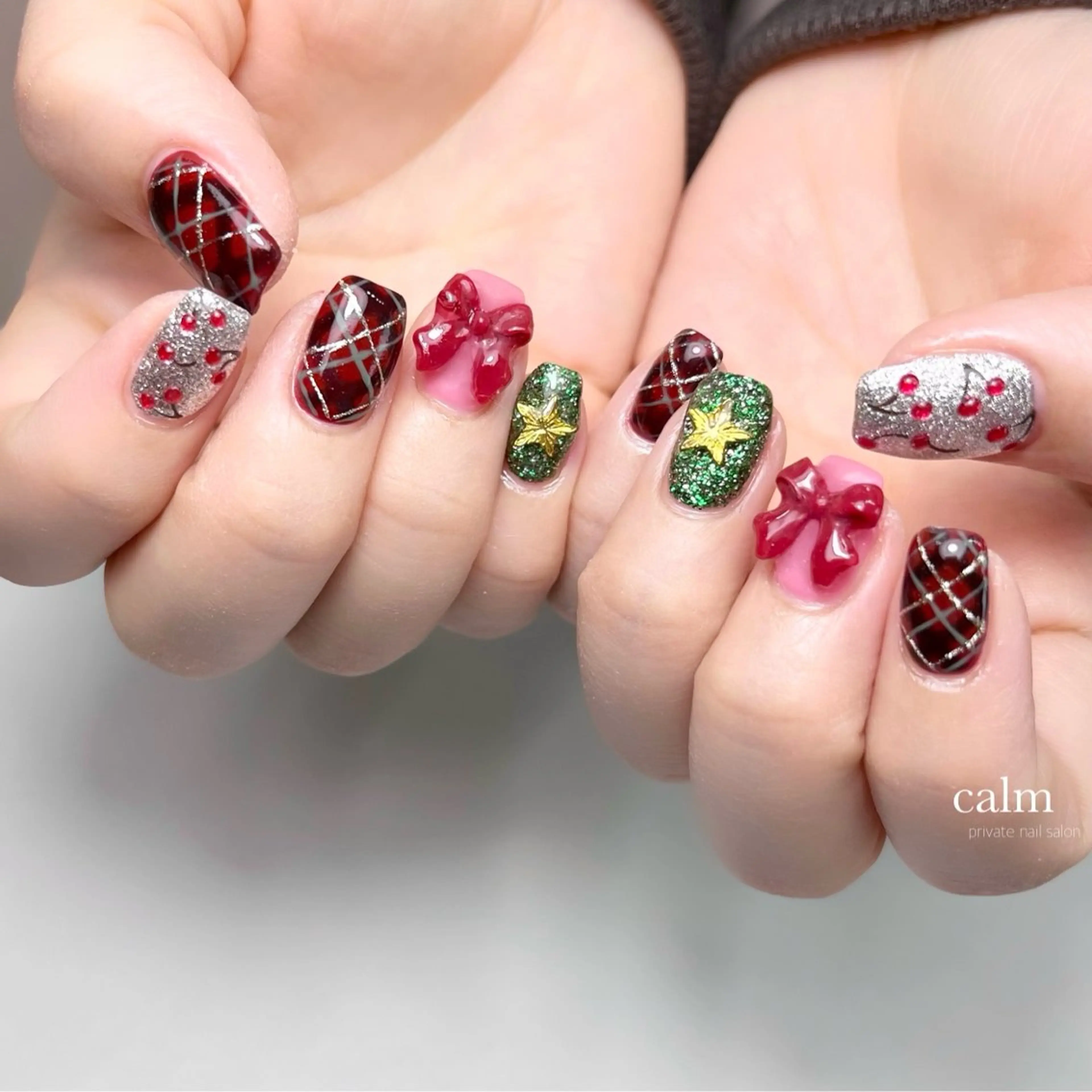 ネイル ハンドネイル calm 〔ｶｰﾑ〕のネイルデザイン