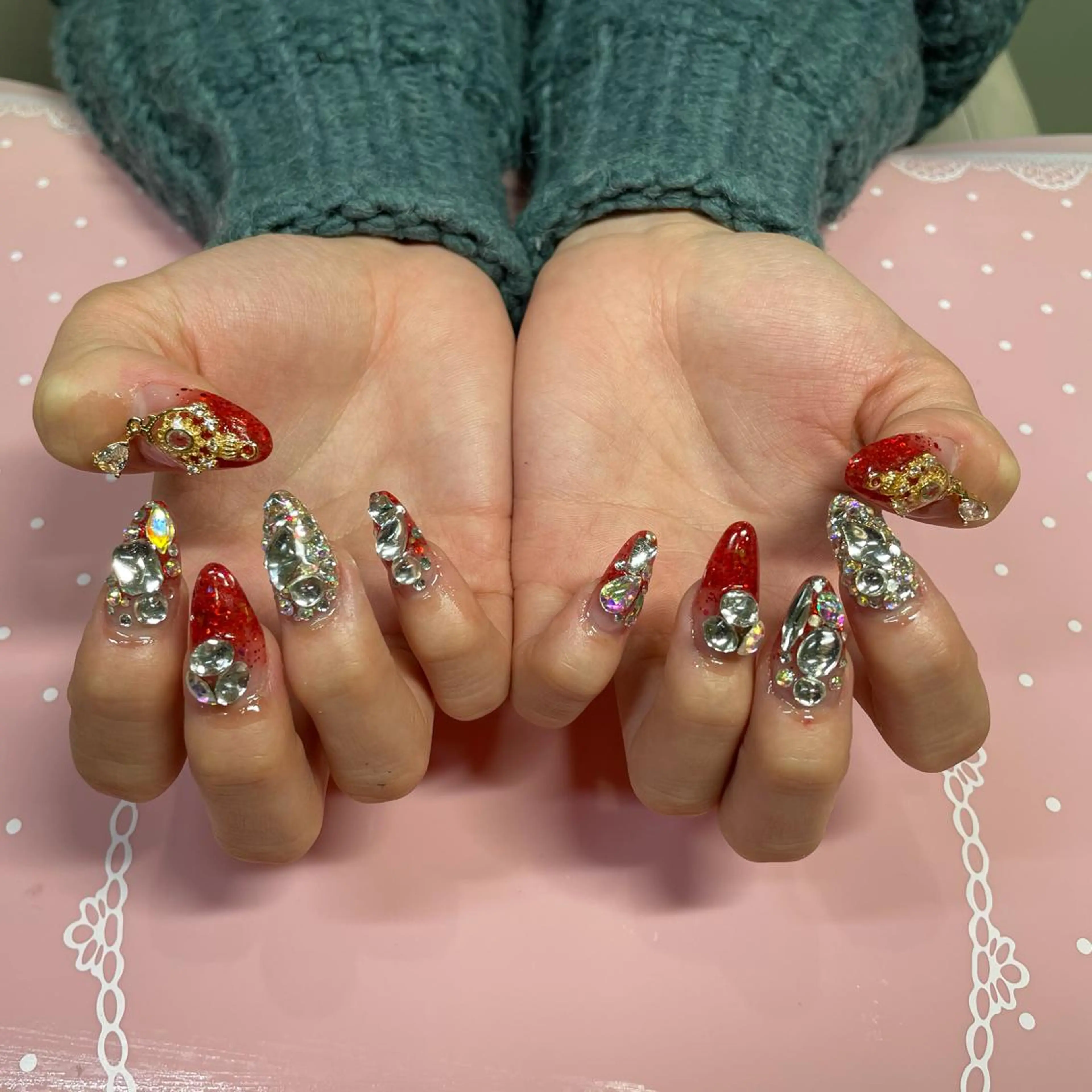 ミディアム ネイル ハンドネイル 《LB》ラブリエ Nail&eyeのマツエク・マツパデザイン