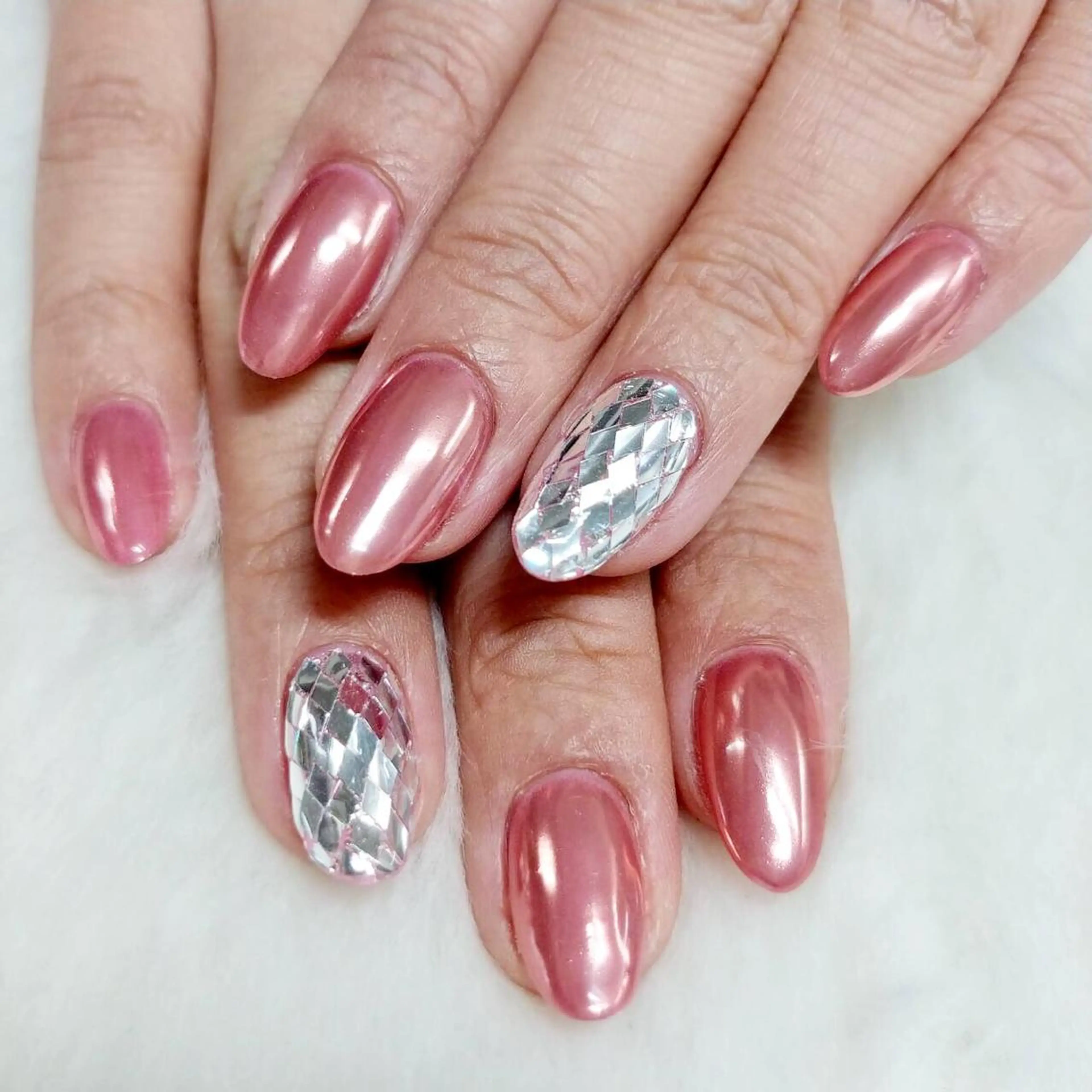 ネイル ミラーネイル ピンク Nail lieNのネイルデザイン