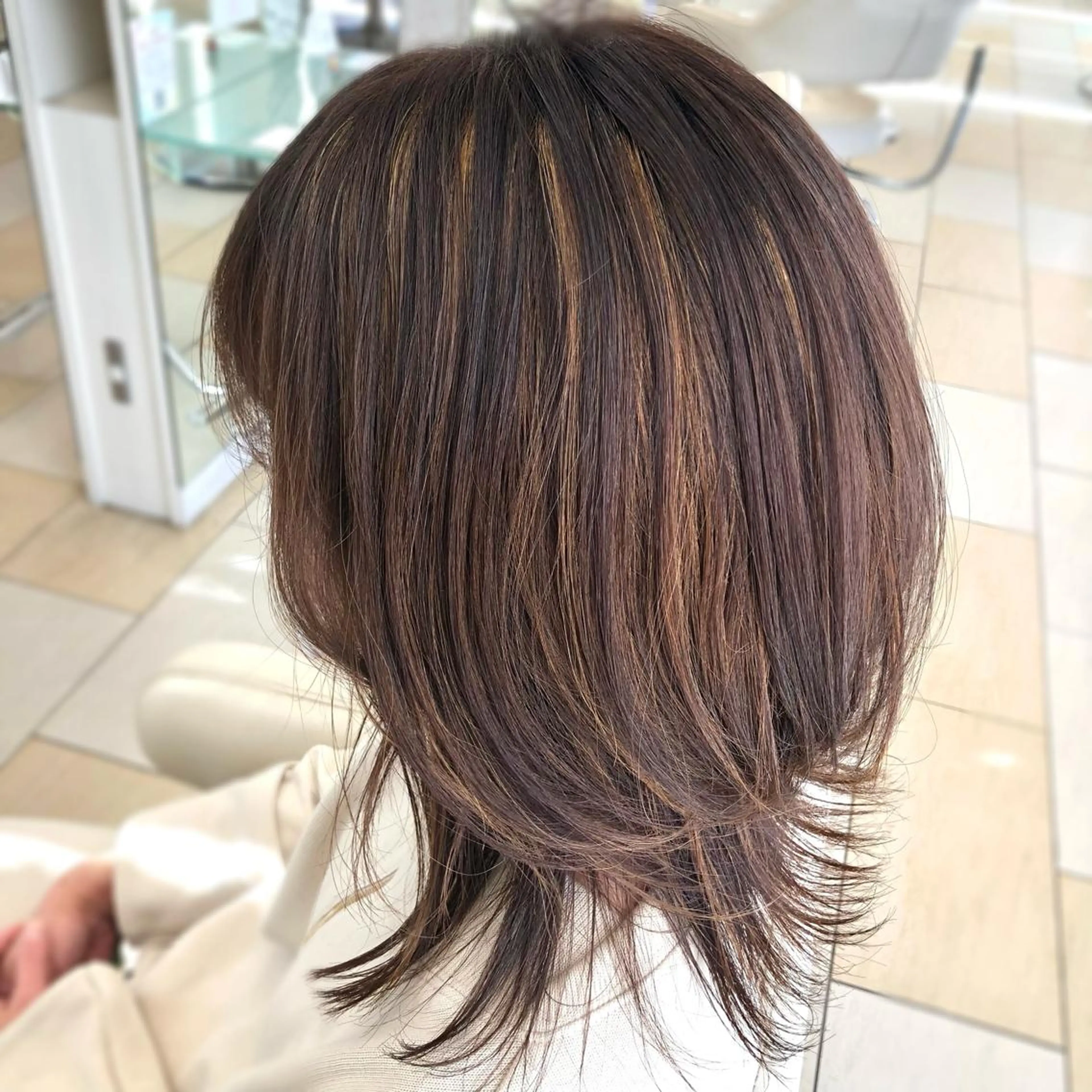 カラー 有賀 佑葵のヘアスタイル