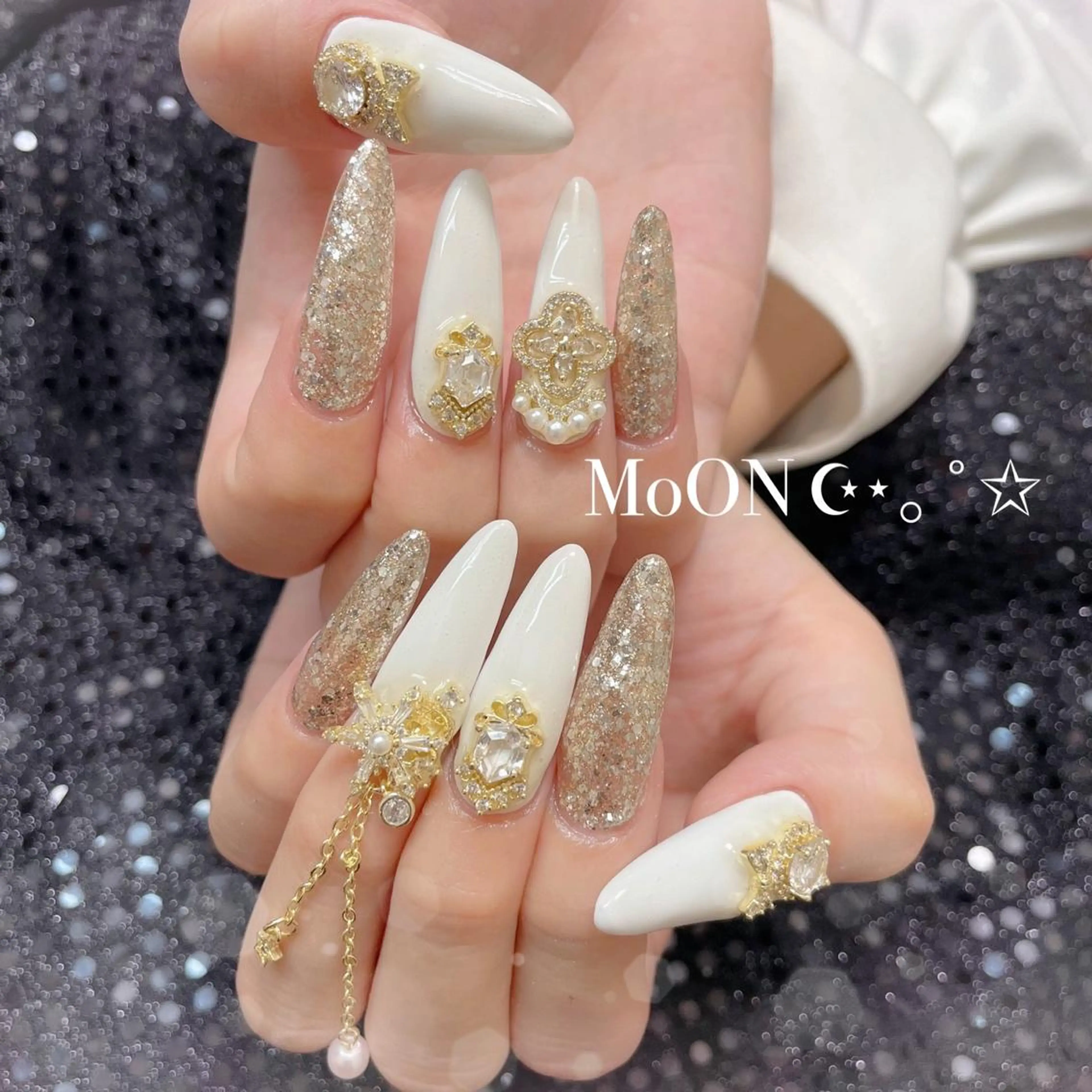 ネイル スカルプネイル MoON...❤︎ MeGuのネイルデザイン