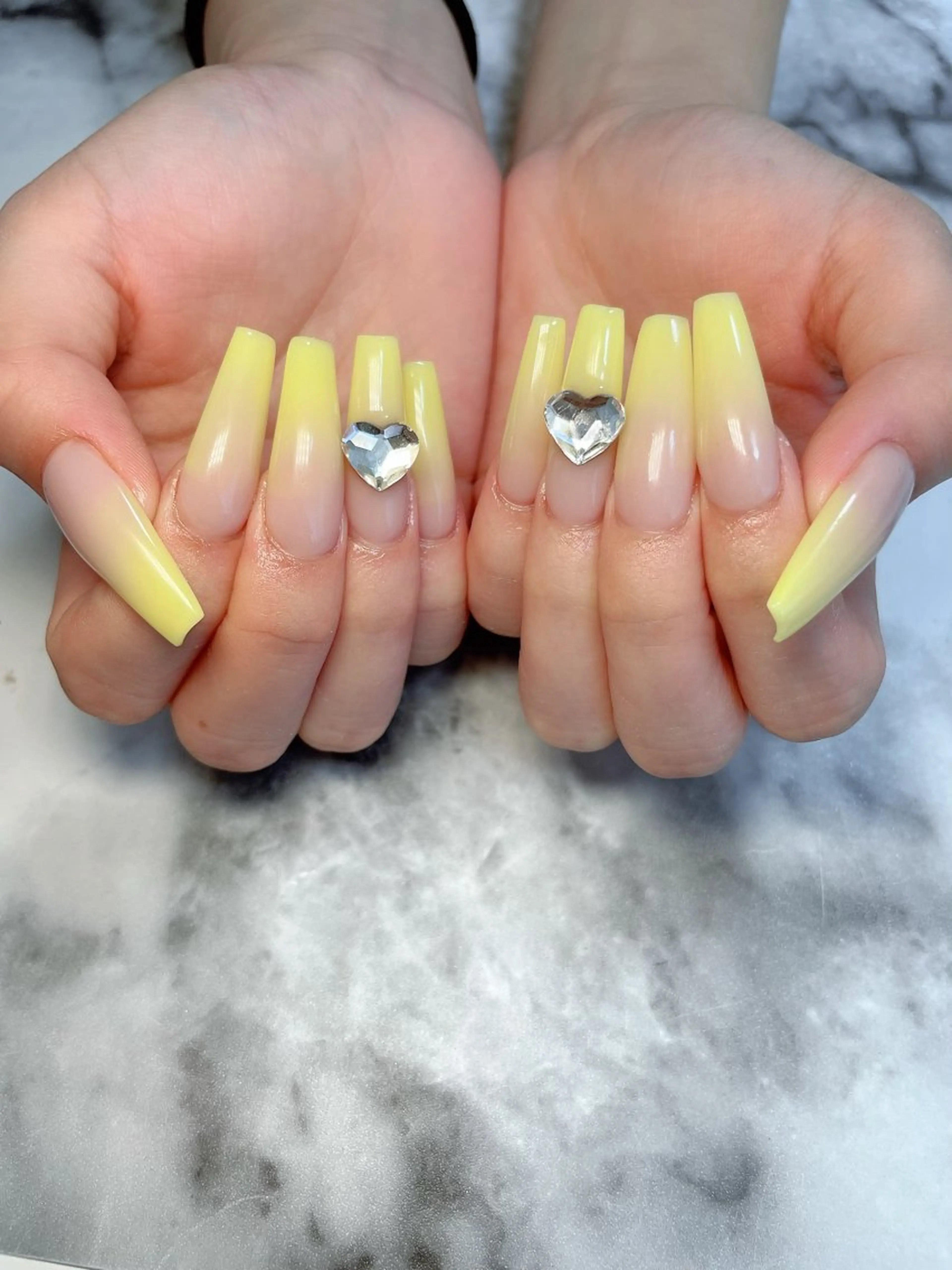 ネイル ハンドネイル salon de belnetta所属・kayo 💅のネイルデザイン