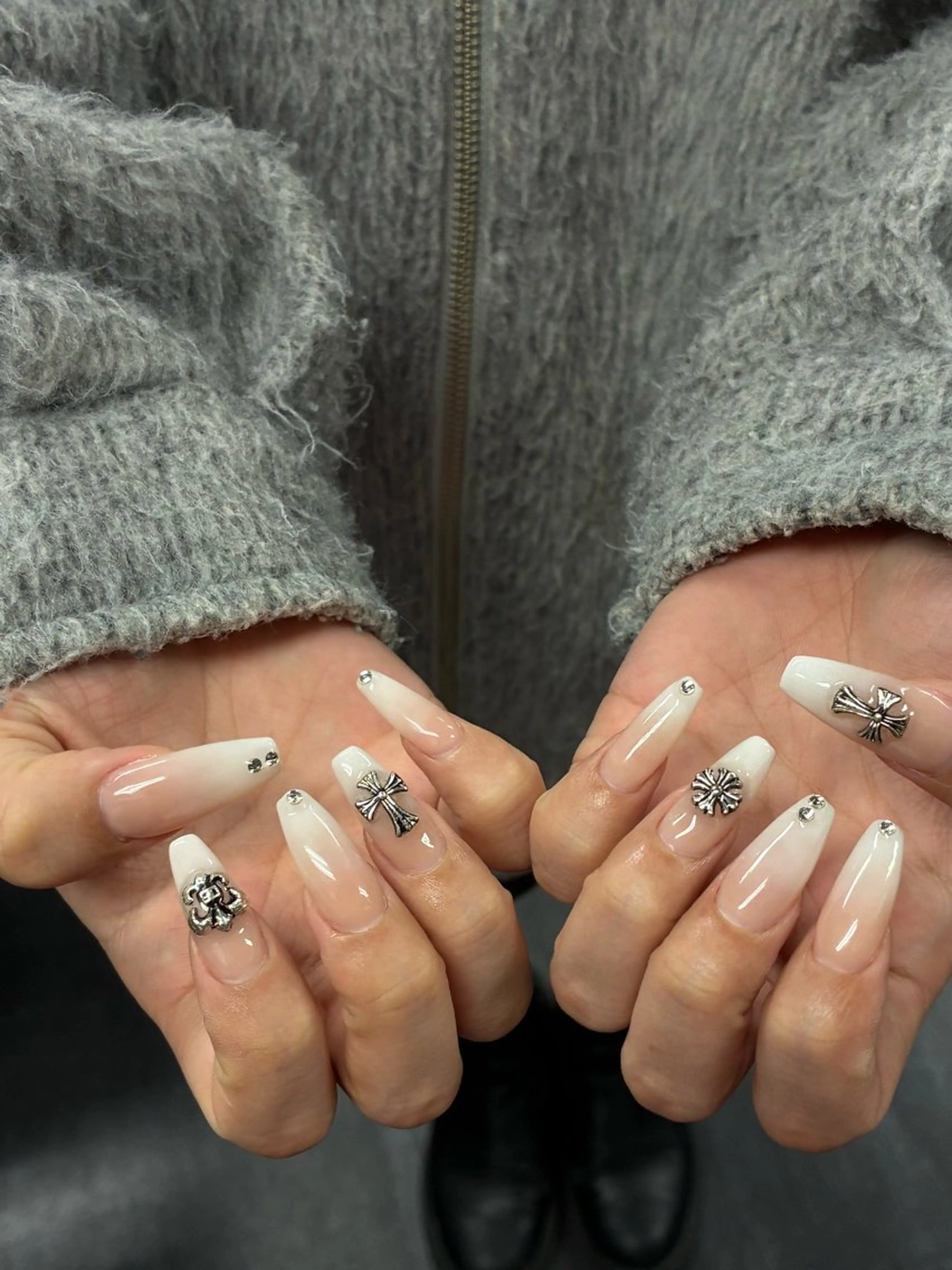 ネイル アートネイル フレンチネイル ジェルネイル 持ち込み ニュアンスネイル ハンドネイル ANA.CHUO 本川越店舗のネイルデザイン