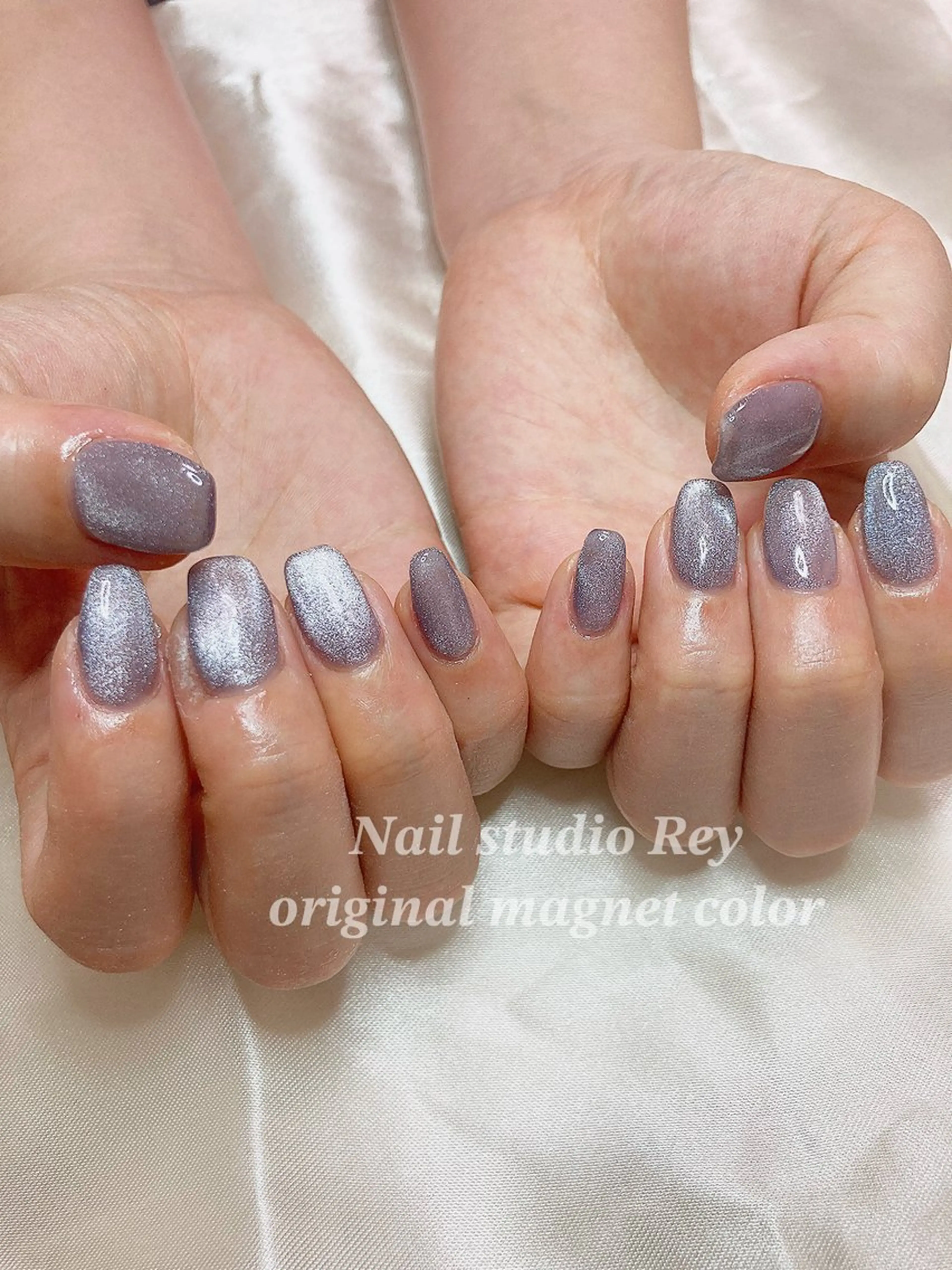 ご新規様クーポン🩵 ハンドネイル　マグネット(ベース有り＋1000円)の写真