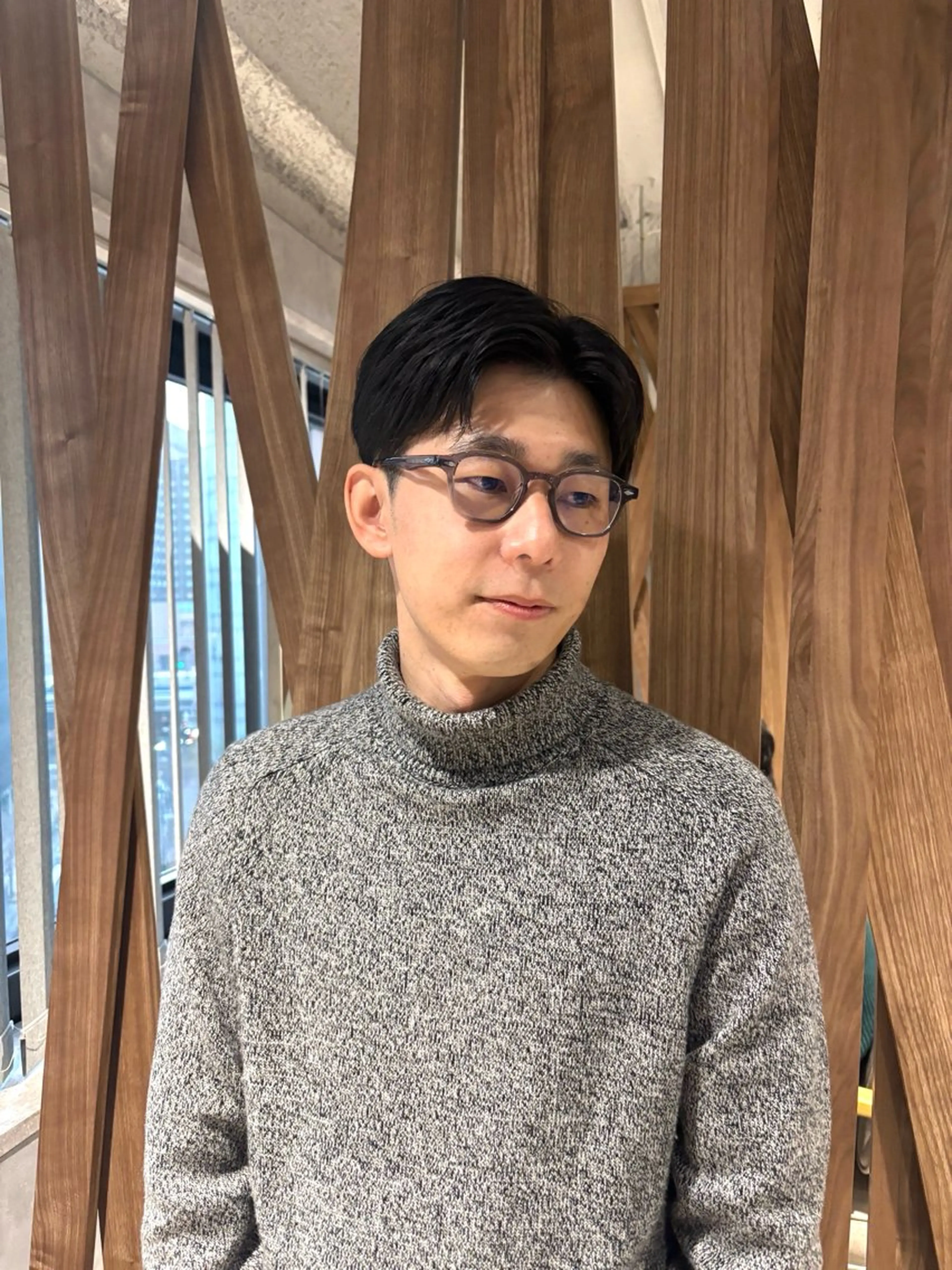 ショート メンズ 久力琴音''透明感 カラー''アレンジのヘアスタイル