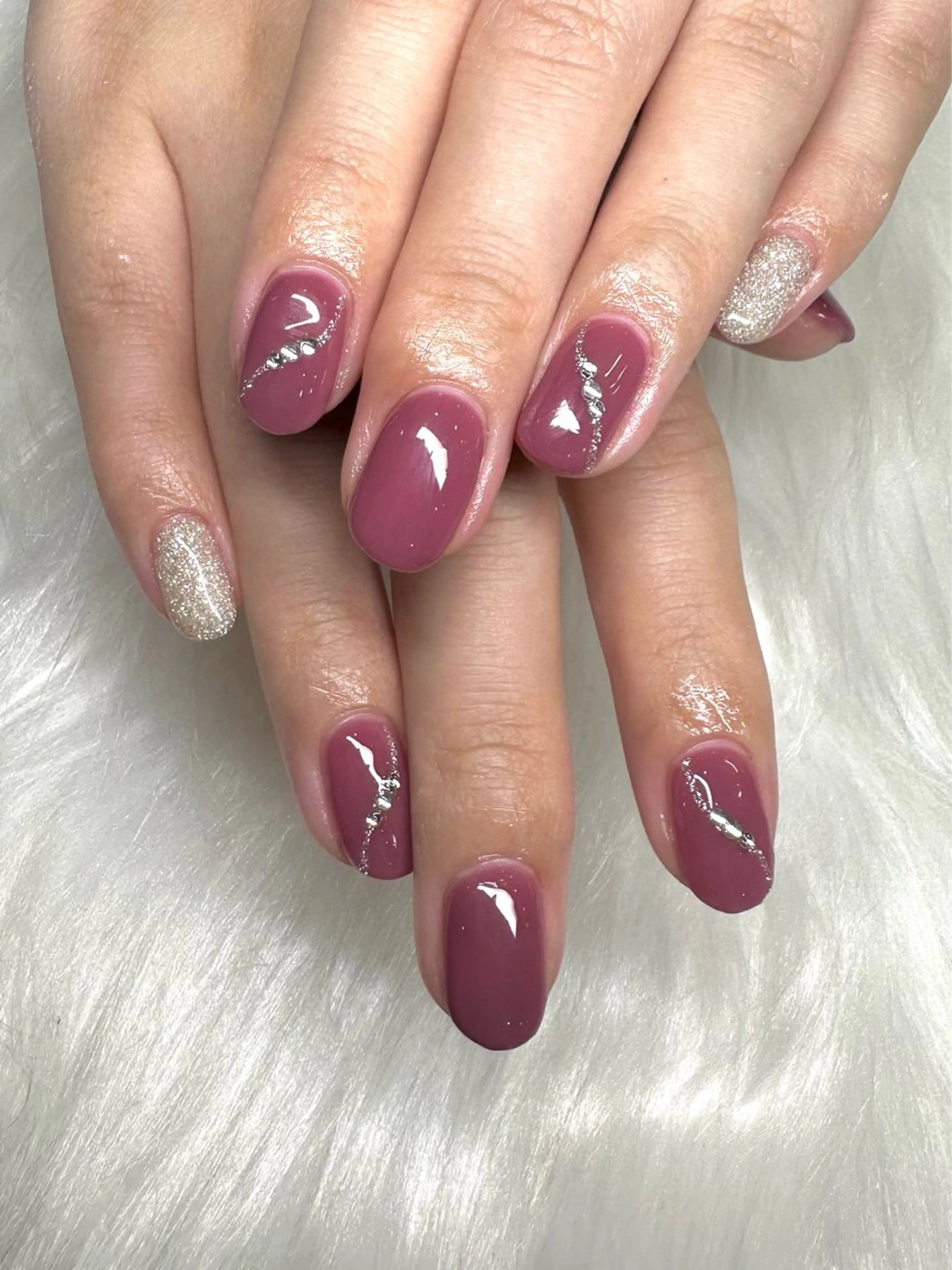 ネイル ジェルネイル ラメ(グリッター) ストーンネイル TRU NAIL&EYEゆめが丘ソラトス店所属・ɴᴀɪʟɪSᴛ く～🐻‍❄️のネイルデザイン